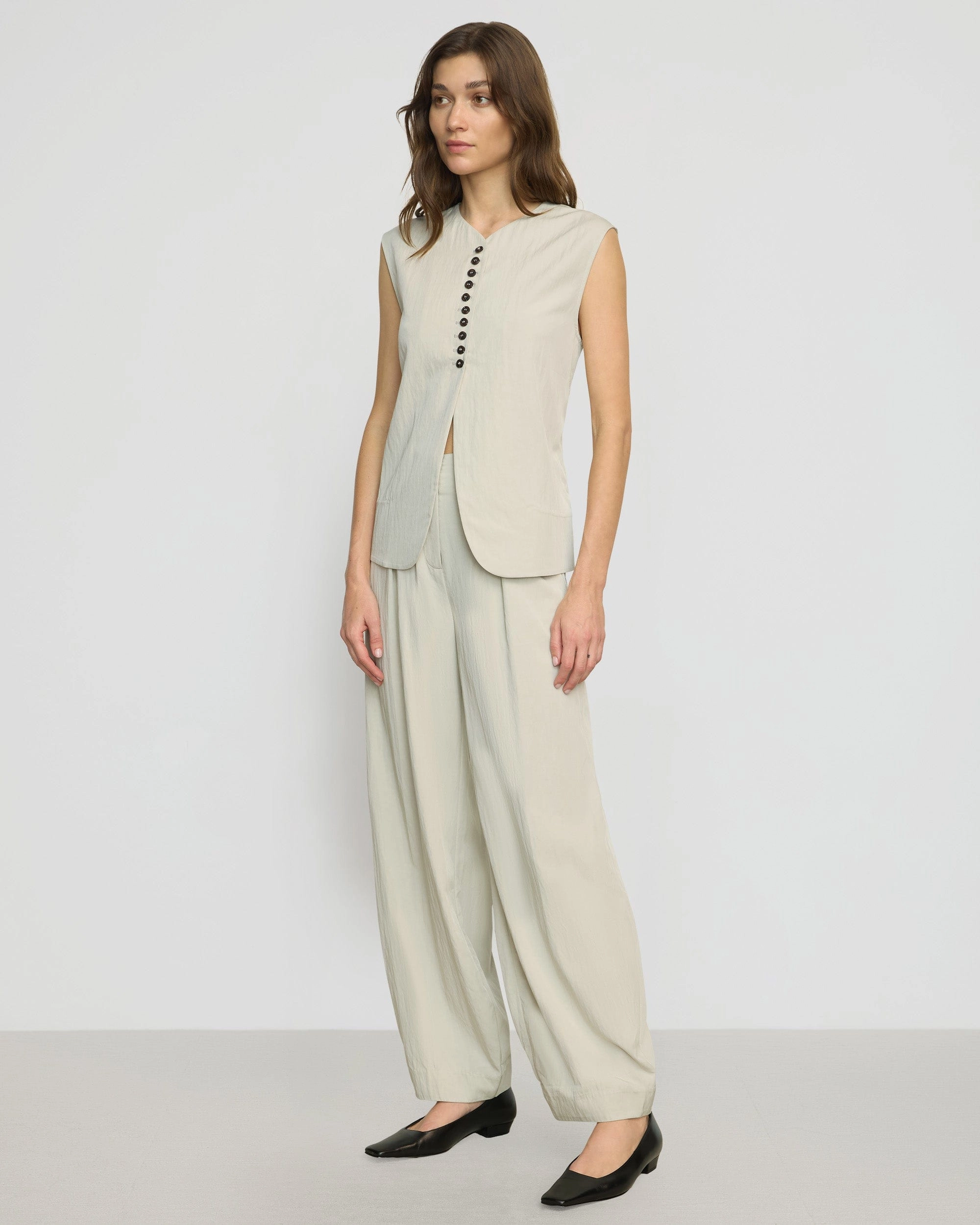 Hot Weather High Neckline Structure Zhou Tie-Back Button Vest