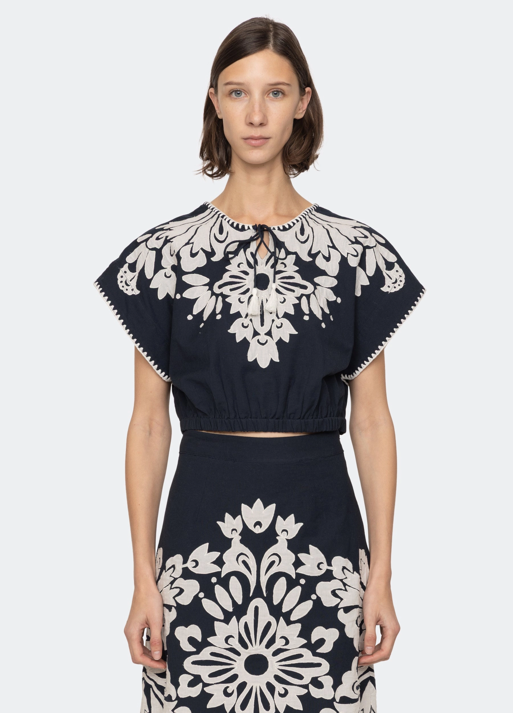 NonFade Dye TemperatureRegulating Material Liliana Top
