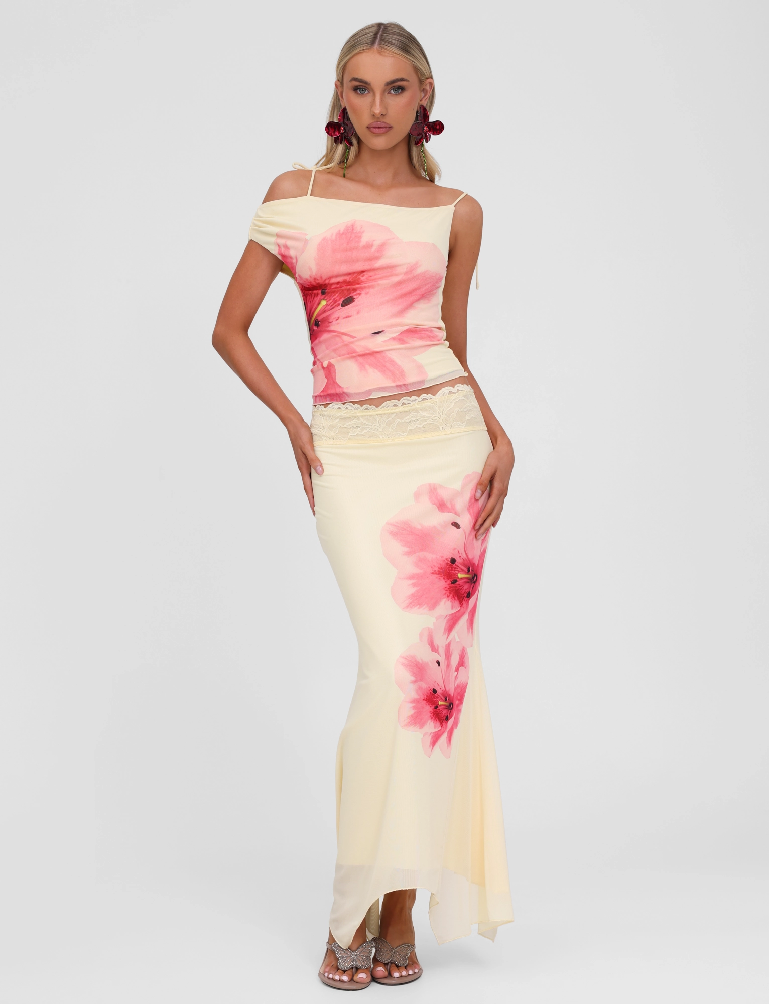 LILLIAN TOP - YELLOW Soft Material AdjustableClosure
