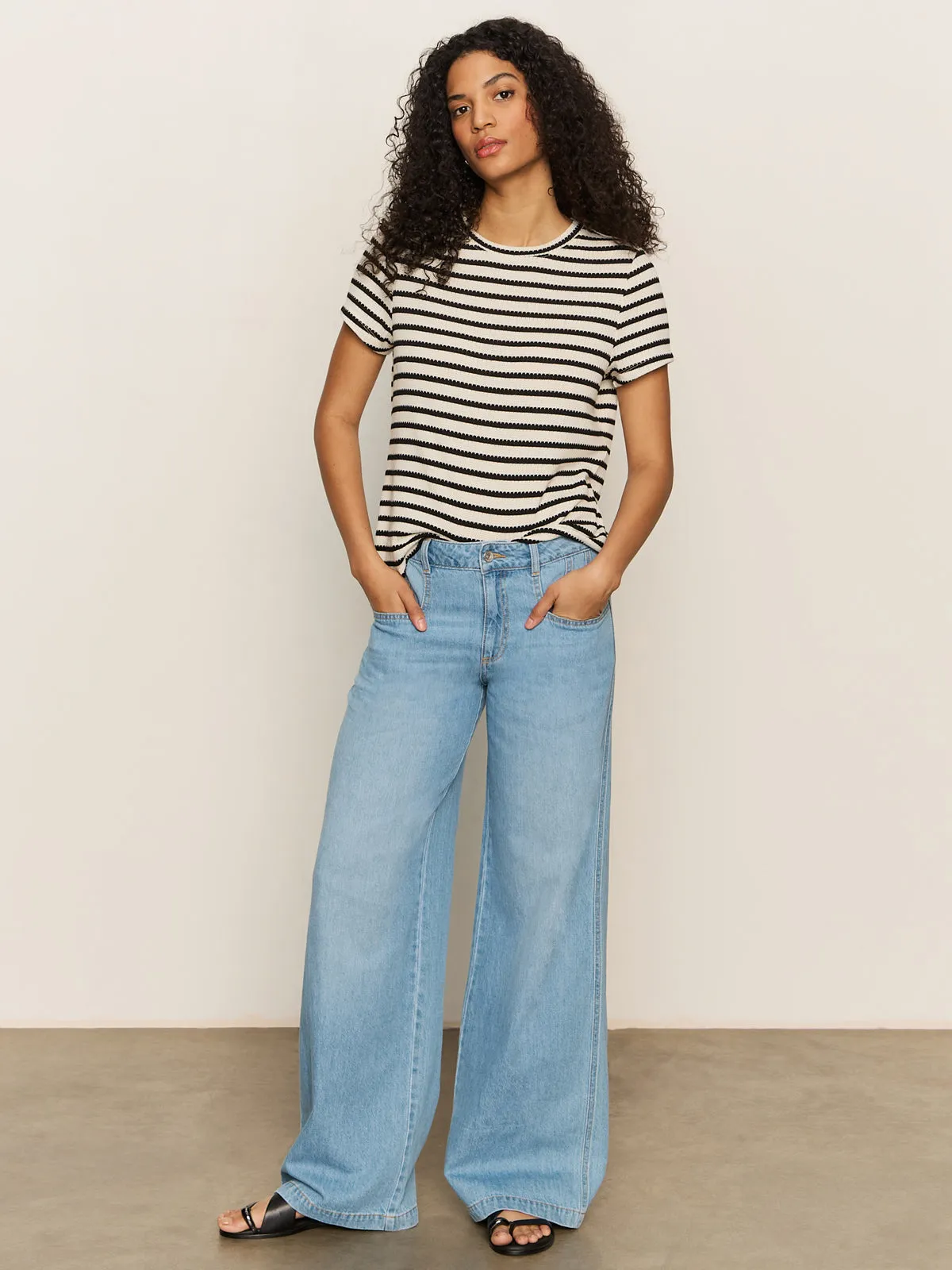 Highland Wide Leg Standard Rise Jeans Sail Away Casual Must-Have Flexible Waist