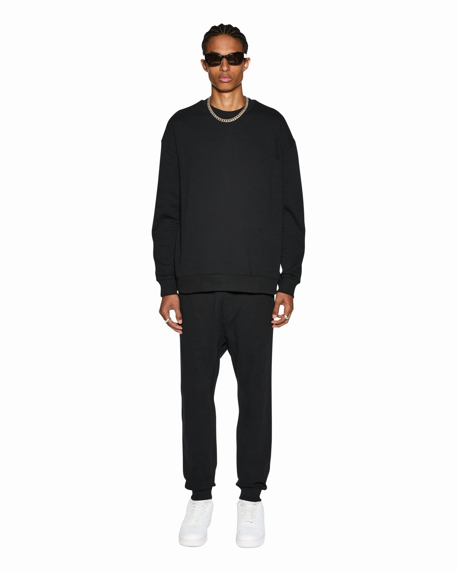 4 X 4 BIGGIE CREW JET BLACK Quick-Dry VersatileNeckline