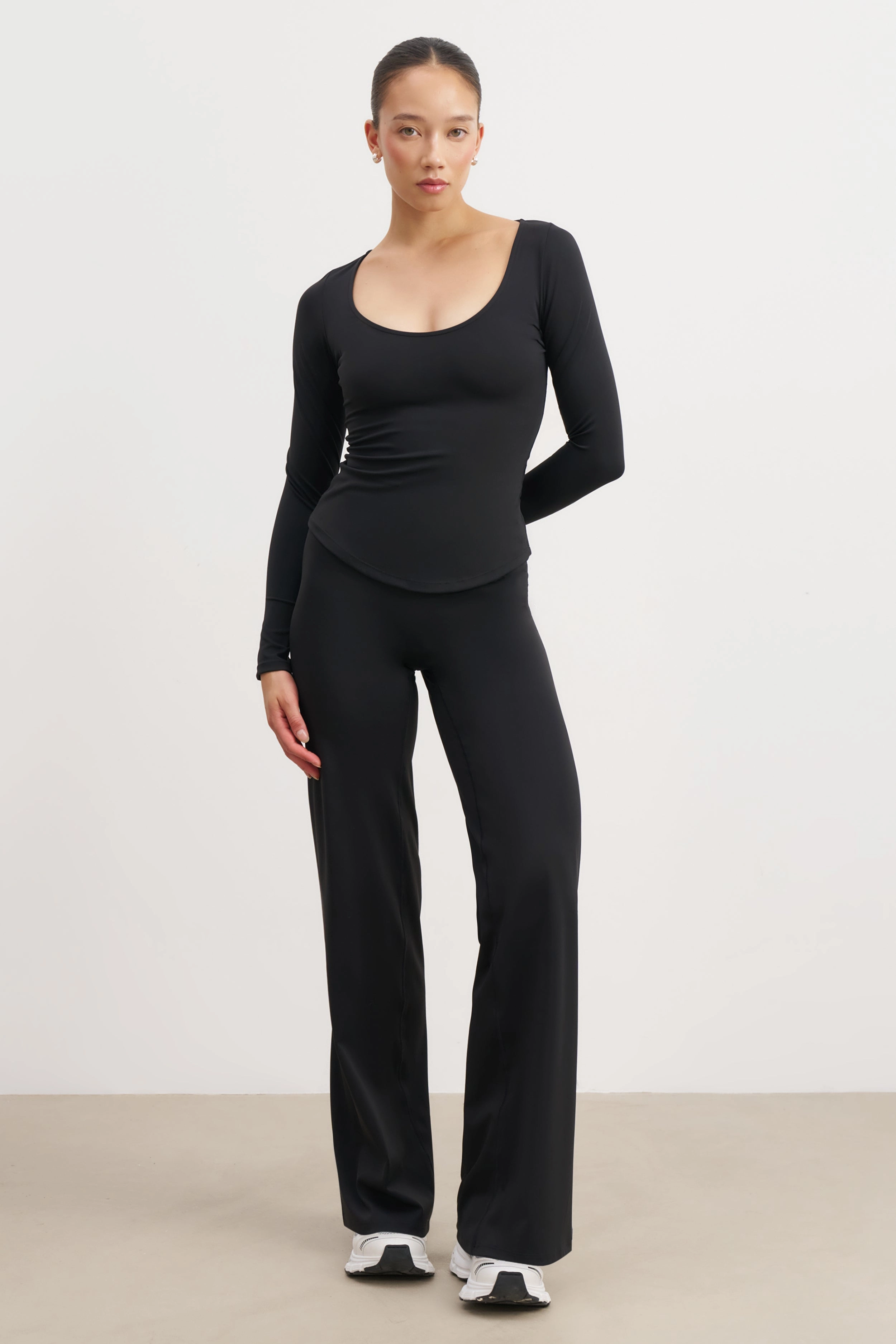Base Sculpting Scoop Neck Long Sleeve Top - Black Daily Wear FlatlockSeams