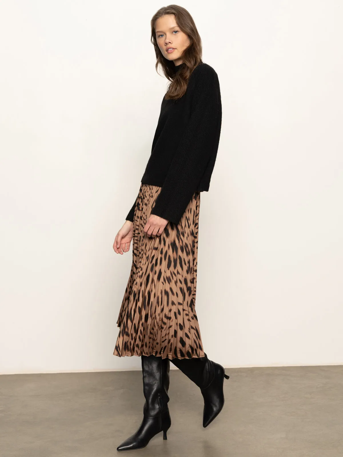 Nostalgia Pleated Midi Skirt Mocha Leo Leg Elongating raw hem
