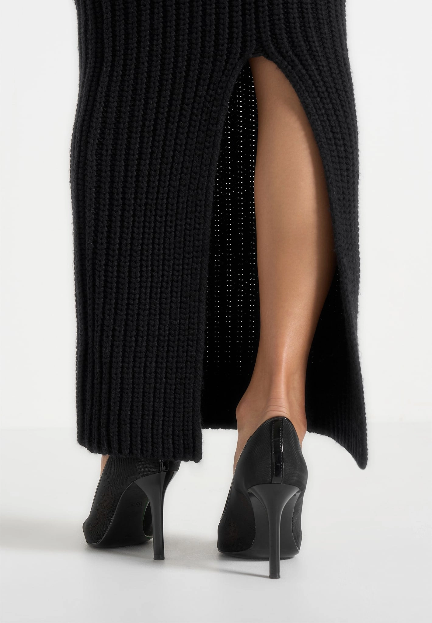 Thermal Insulation Lyra - Knit Maxi Skirt with Foldover - Black