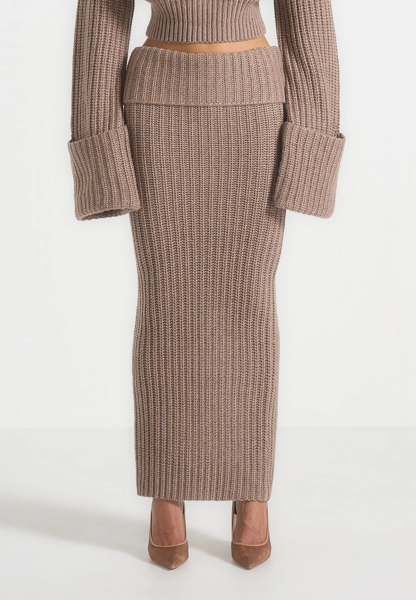 Lyra - Knit Maxi Skirt with Foldover - Taupe Chic Outfit Fashion Fit