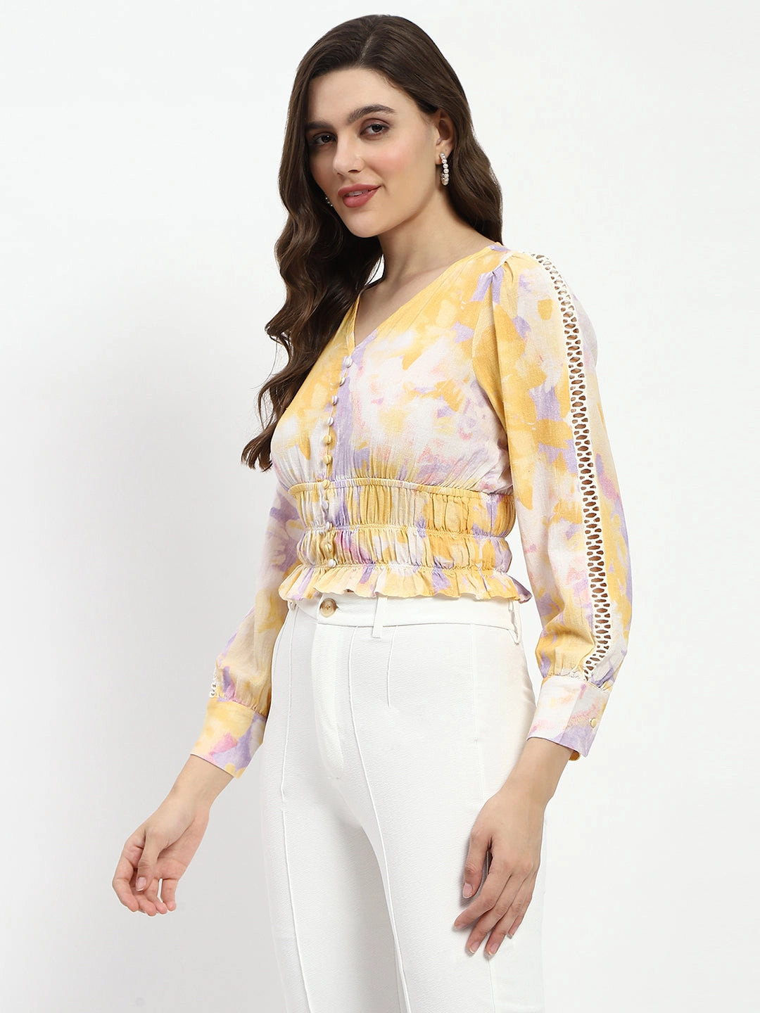 WrinkleResistant Cloth Breathable3DKnit Madame Abstract Print V Neck Smocked Top