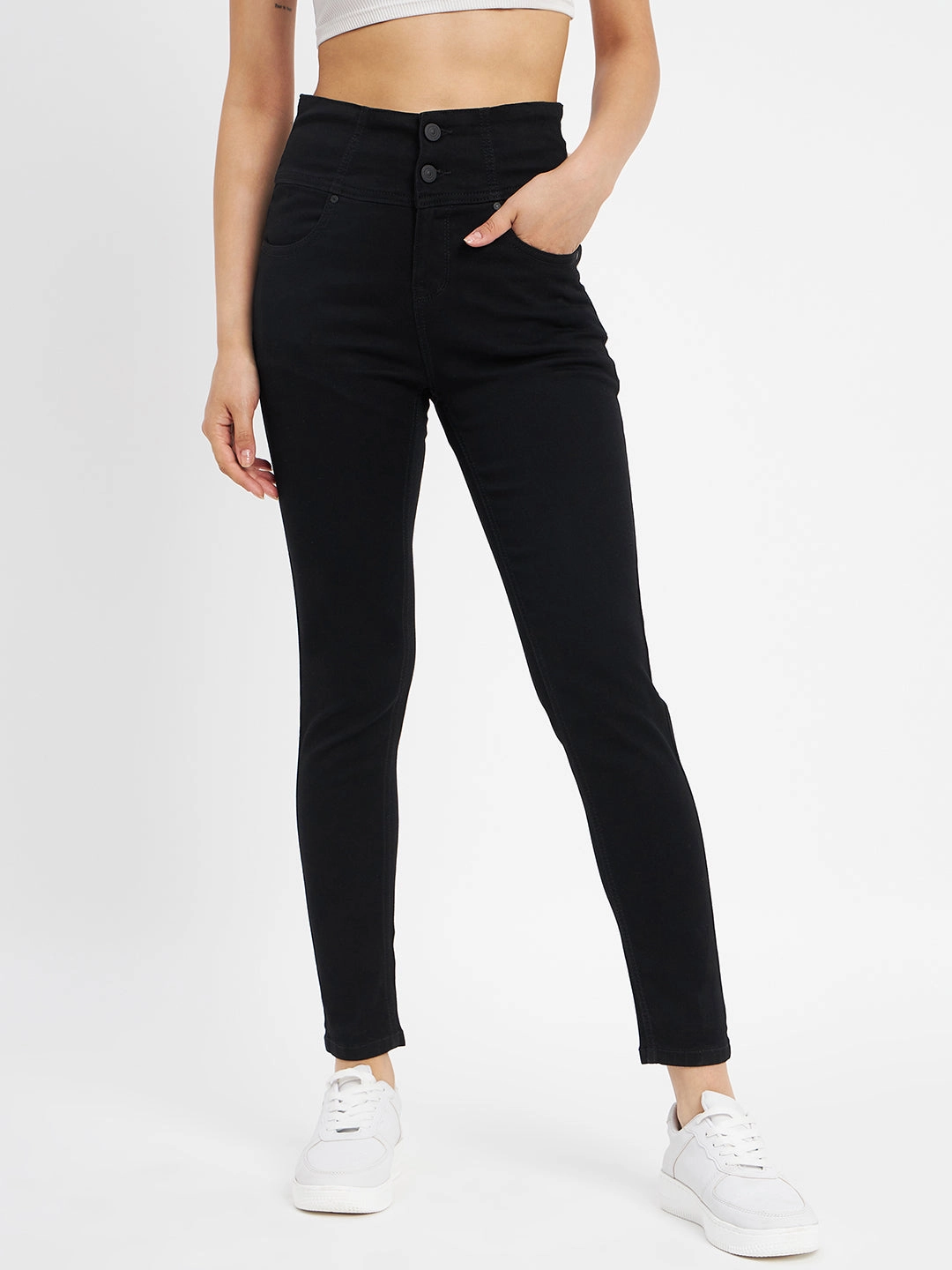 Madame Black Denim Fashion Lover Outdoor Enthusiast