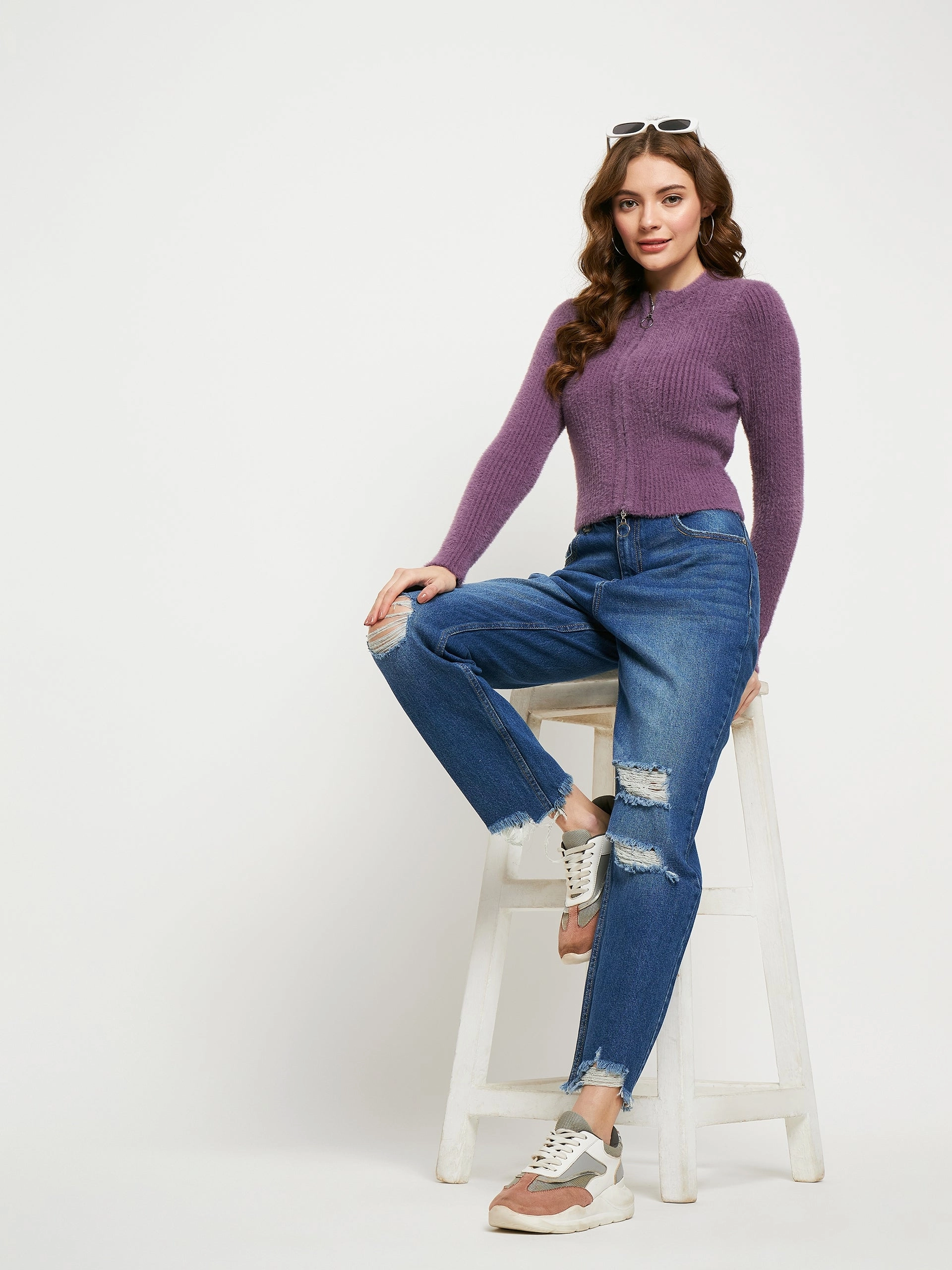 Student Outfit Streetwear Fan Madame Blue Straight Fit Distressed Jeans