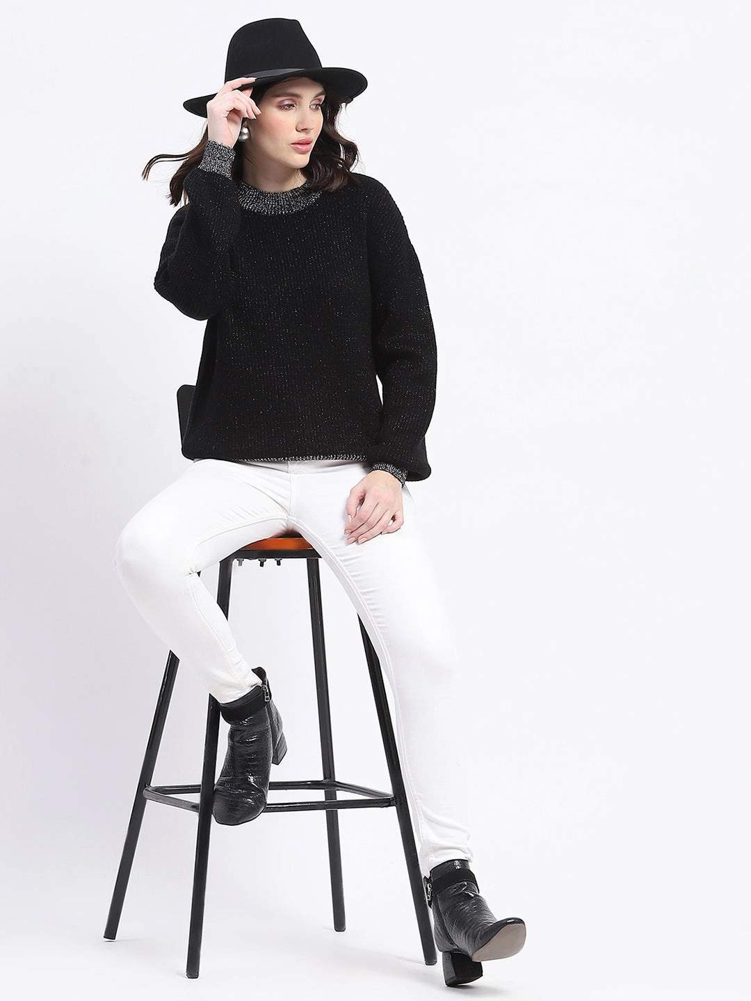 Light Flex Fit Madame Color Accented Black Buttoned Sweater