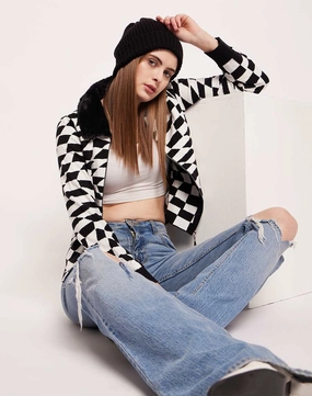 Winter-Ready Fashion Functional Design Madame Faux Fur Collar And Cuffs Geometric Print Off-White Sweater
