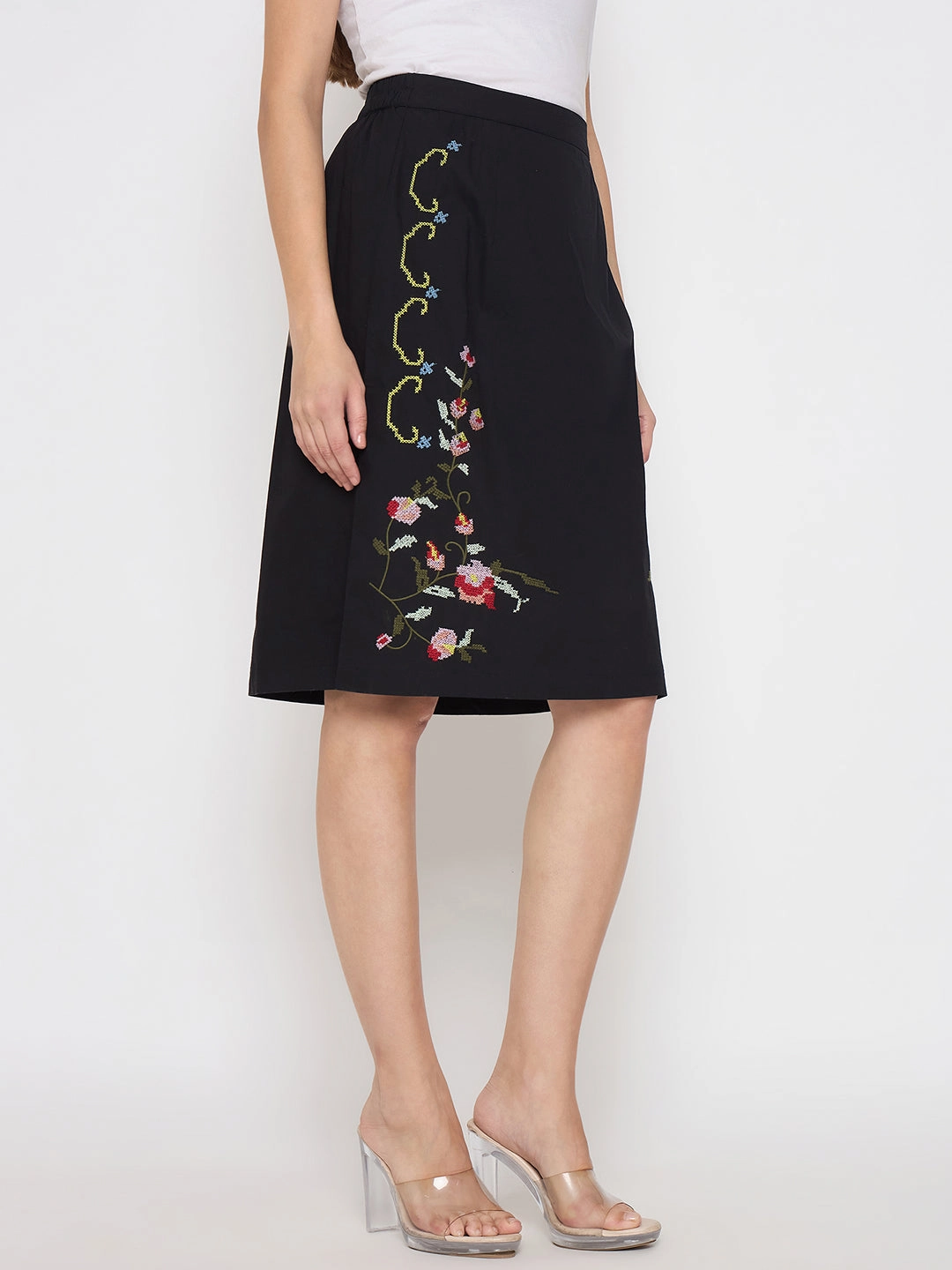 Madame Floral Embroidered Black Cotton Mini Skirt Daily Fashion
