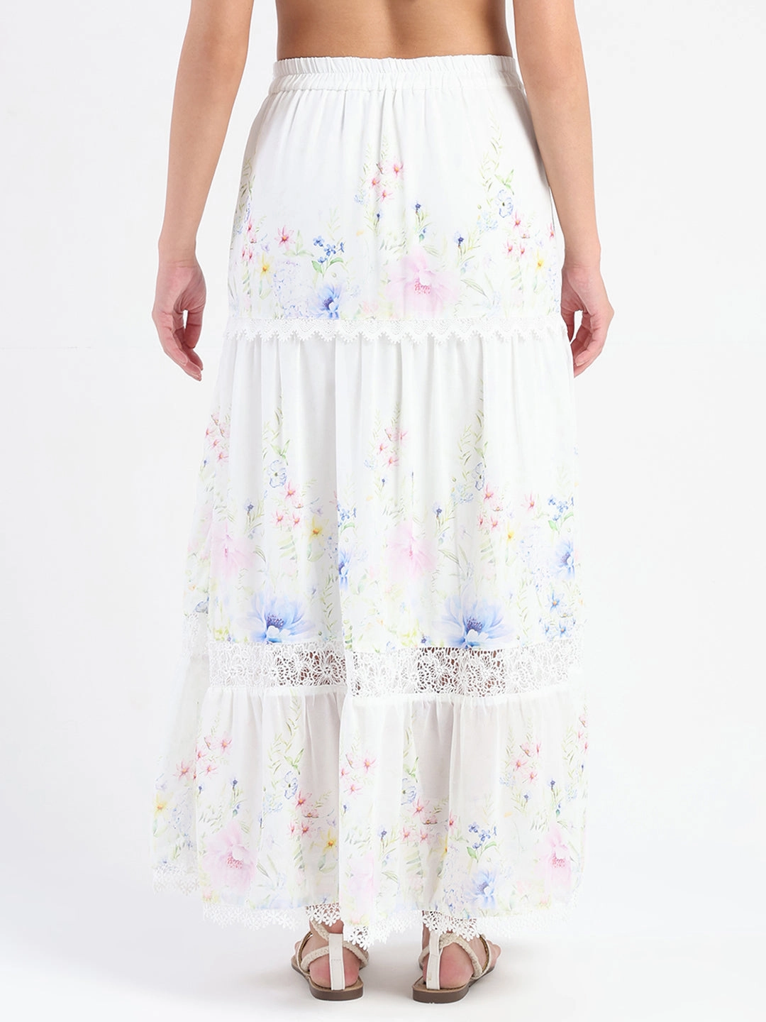 Madame Floral Print Tiered White Maxi Skirt Outfit Ideas