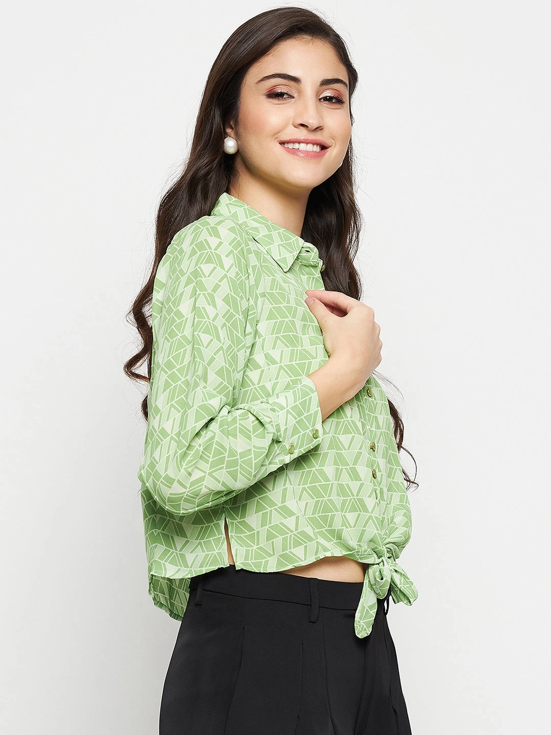 garden party Fitted Silhouette Madame Geometric Print Tie Front Green Shirt