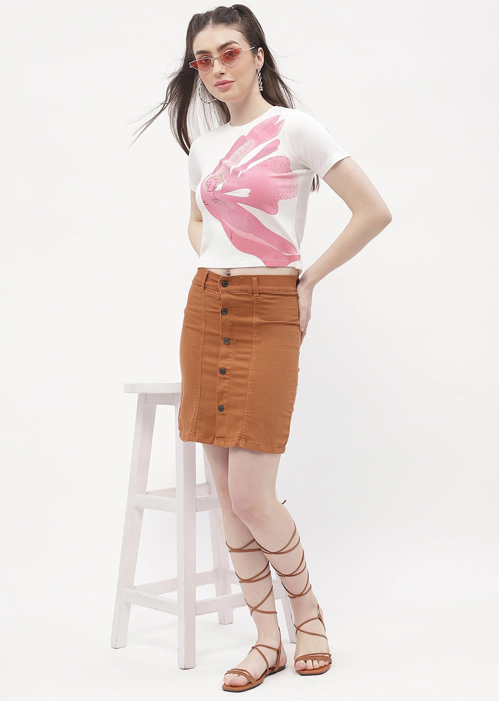 Travel Style Trend Madame Graphic Print Off-White Ribbed T-Shirt