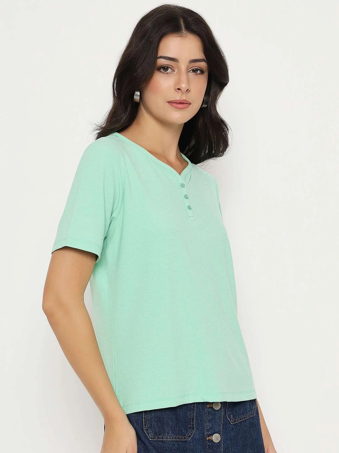 Reinforced Shoulder hypoallergenic Madame Henley Neck Solid Green T-Shirt