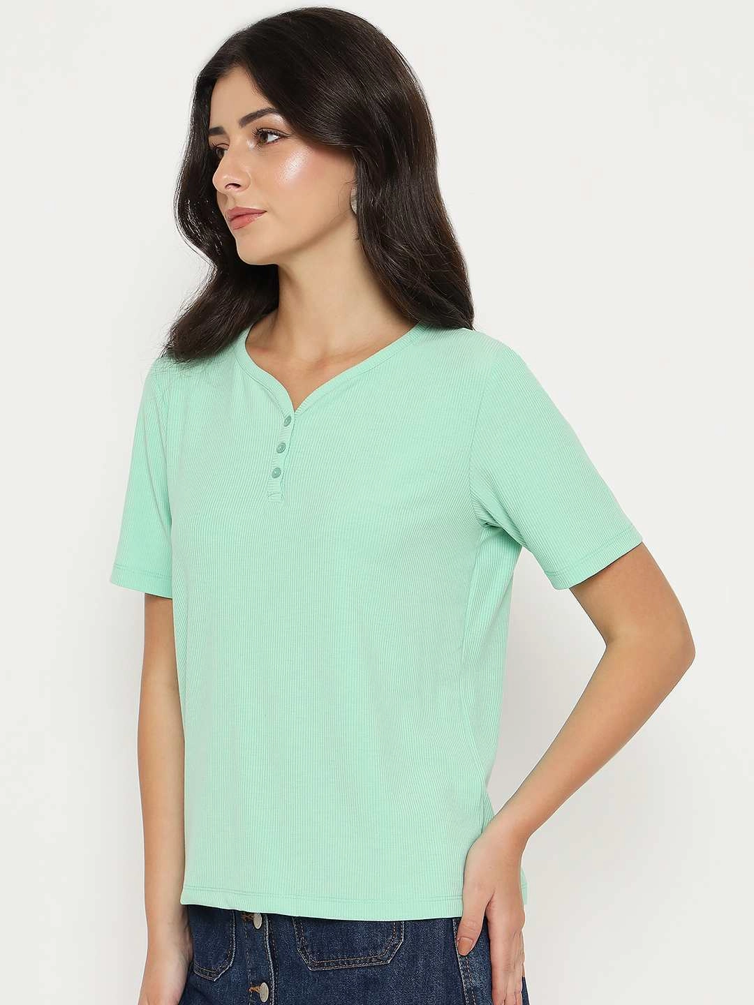 Roomy Design Madame Henley Neck Solid Green T-Shirt