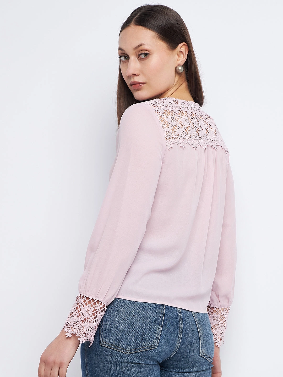 Madame Lace Detailed Onion Pink V-Neck Shirt summer look