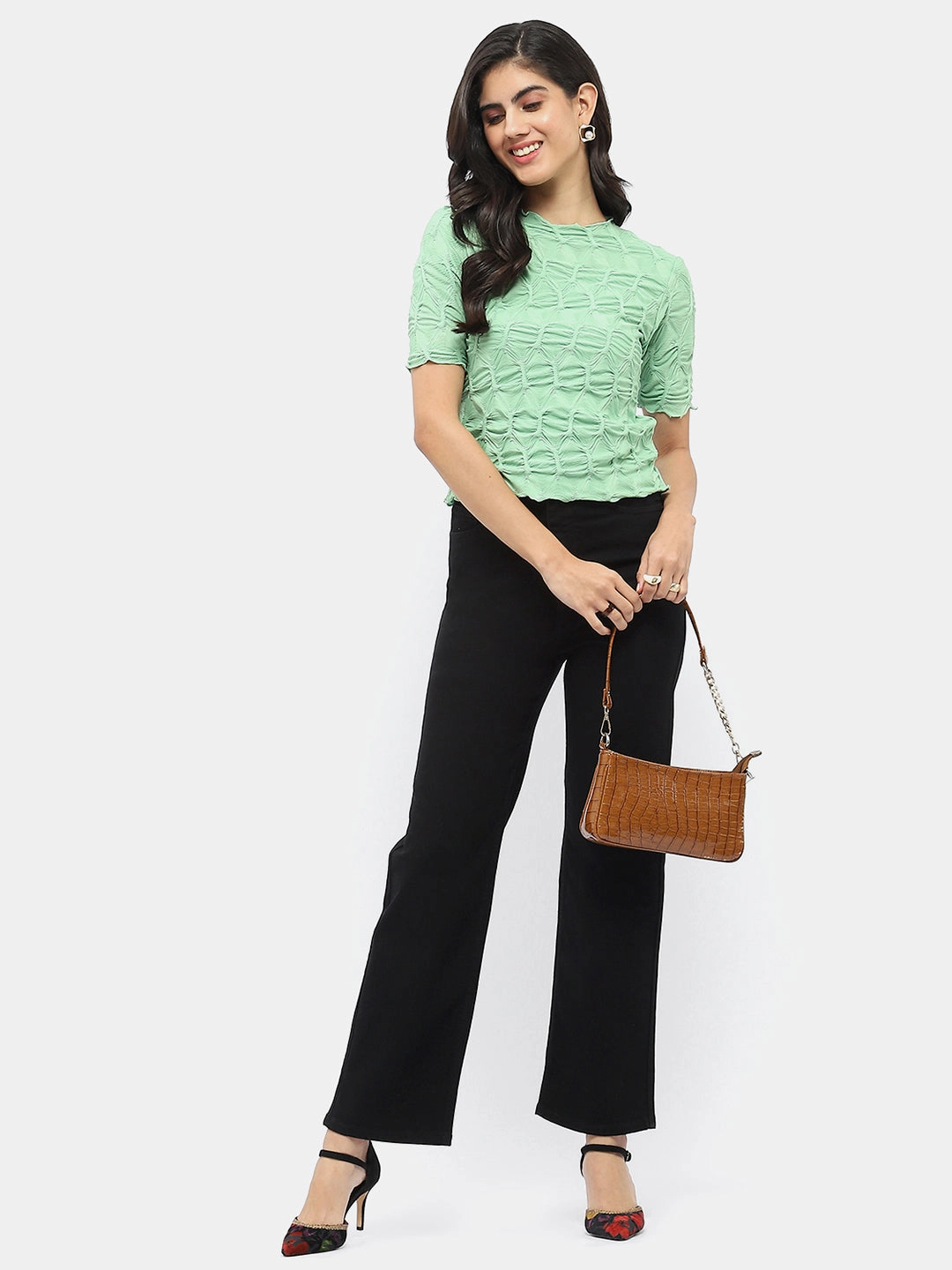 Active Wear TaglessLabel Madame Lettuce Hem Green Crinkled Top