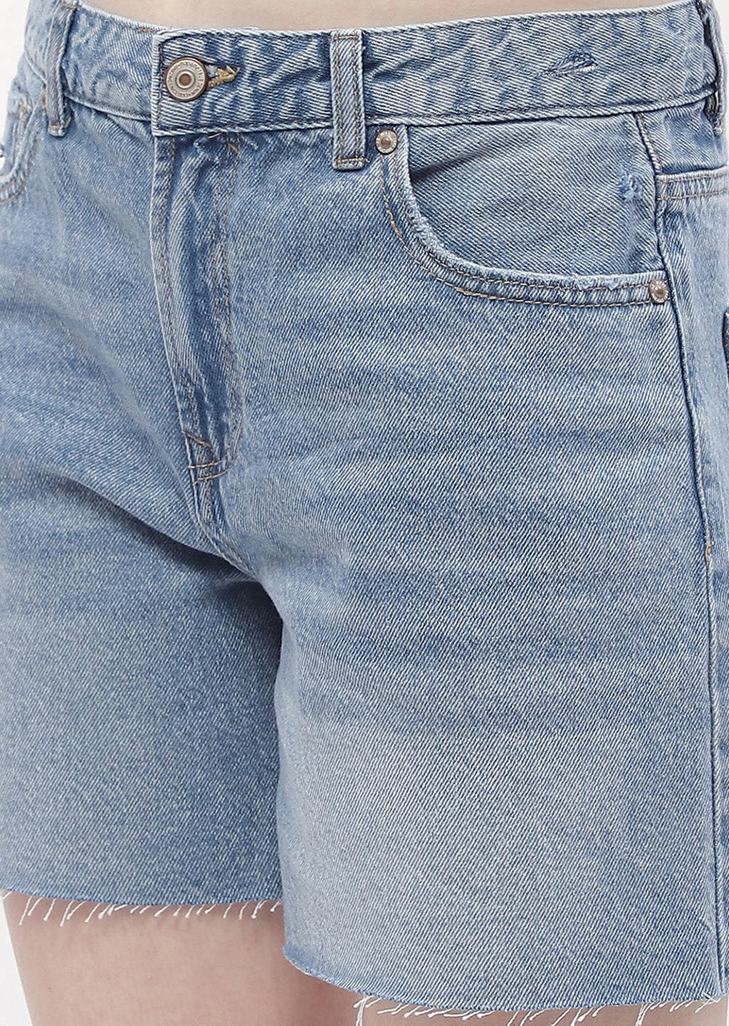 Sleek Detail Chafe Resistant Madame Low Rise Blue Distressed Hem Shorts