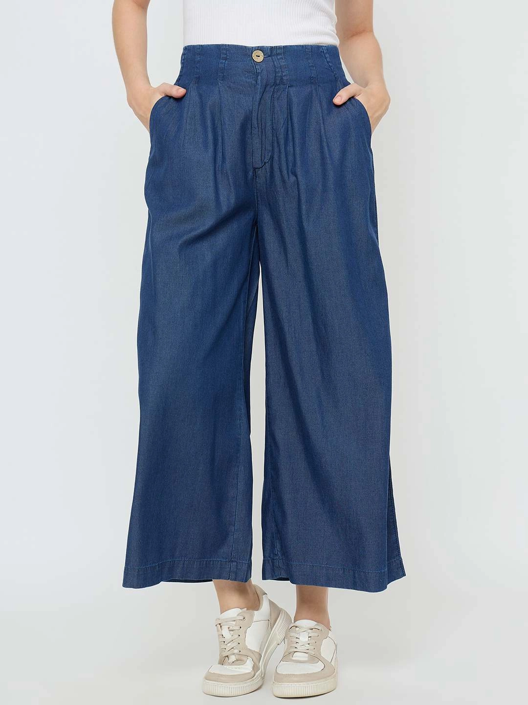 Subtle Look Minimalist Night Out Smooth Madame Pintuck Detailed Cotton Blend Mid Blue Wide Leg Jeans