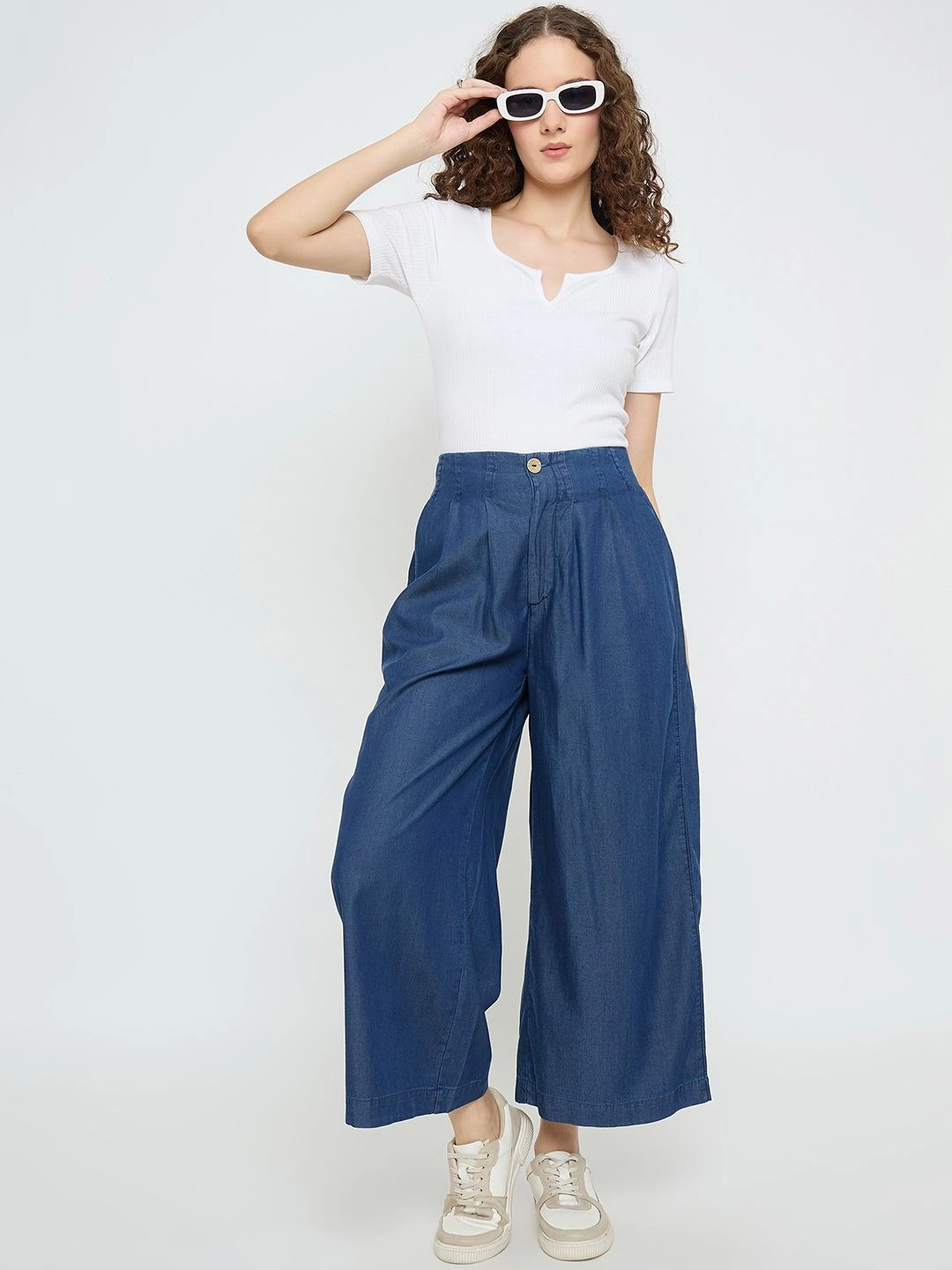 Madame Pintuck Detailed Cotton Blend Mid Blue Wide Leg Jeans Night Out Bold Look Eco Friendly Fashion Lover Morning Stroll