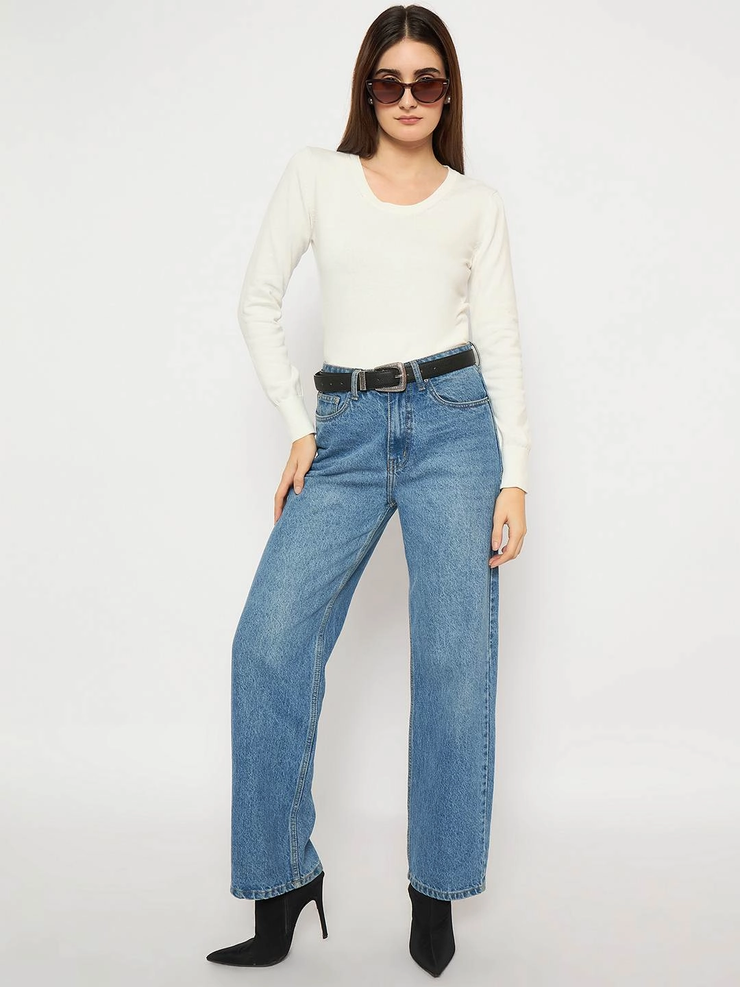 Madame Round Neck Ribbed Cuff Off White Sweater UV Protective Coating Crew Neck Design