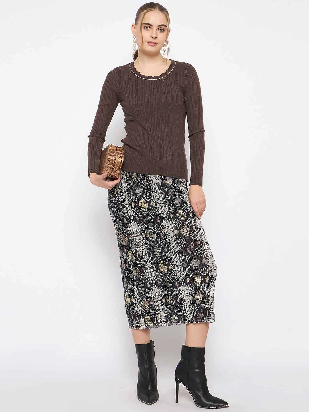 Madame Scalloped Neck Solid Brown Sweater Warm Core