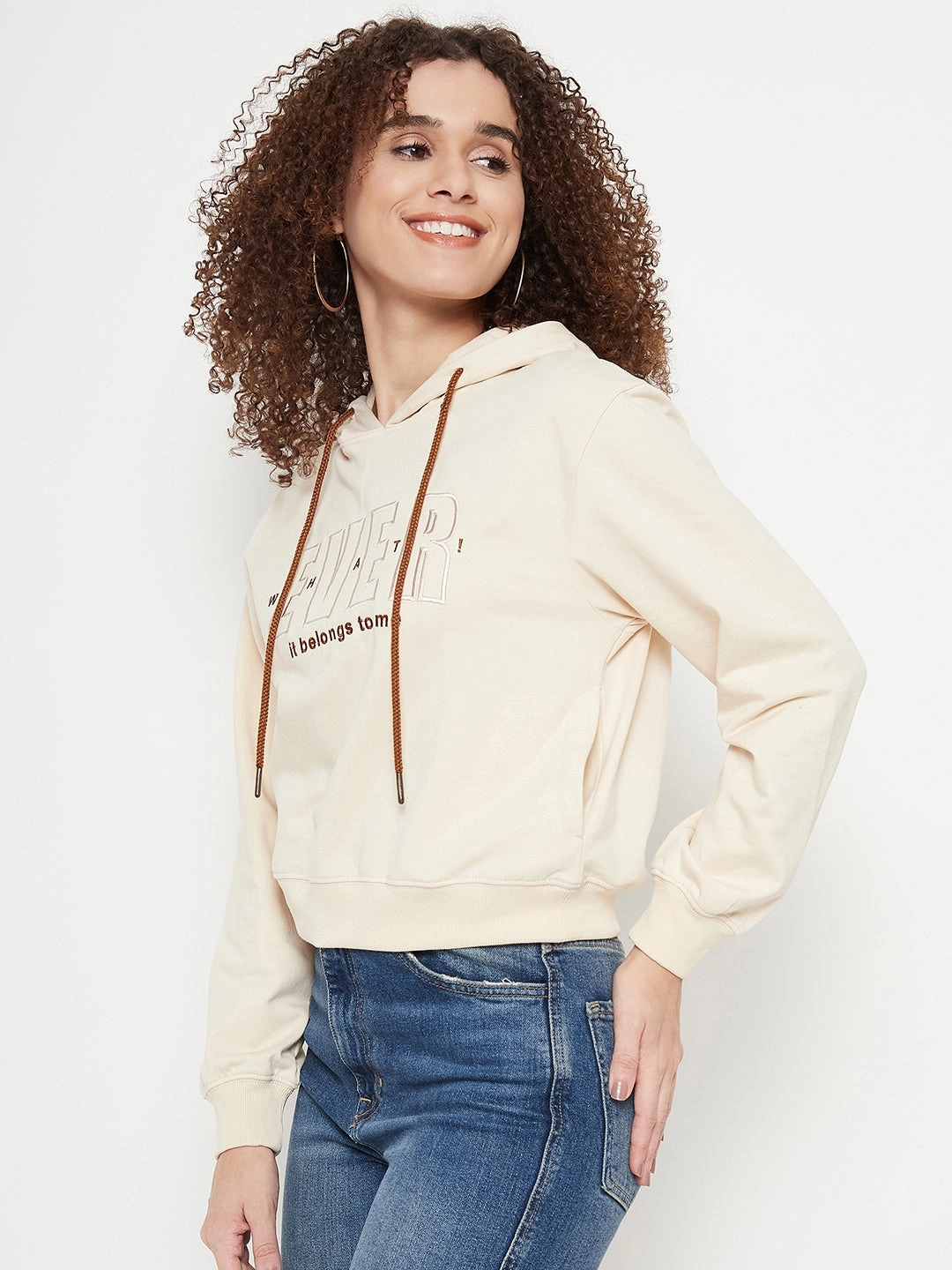 Madame Solid Off White Sweat-Shirt Minimal Fashion