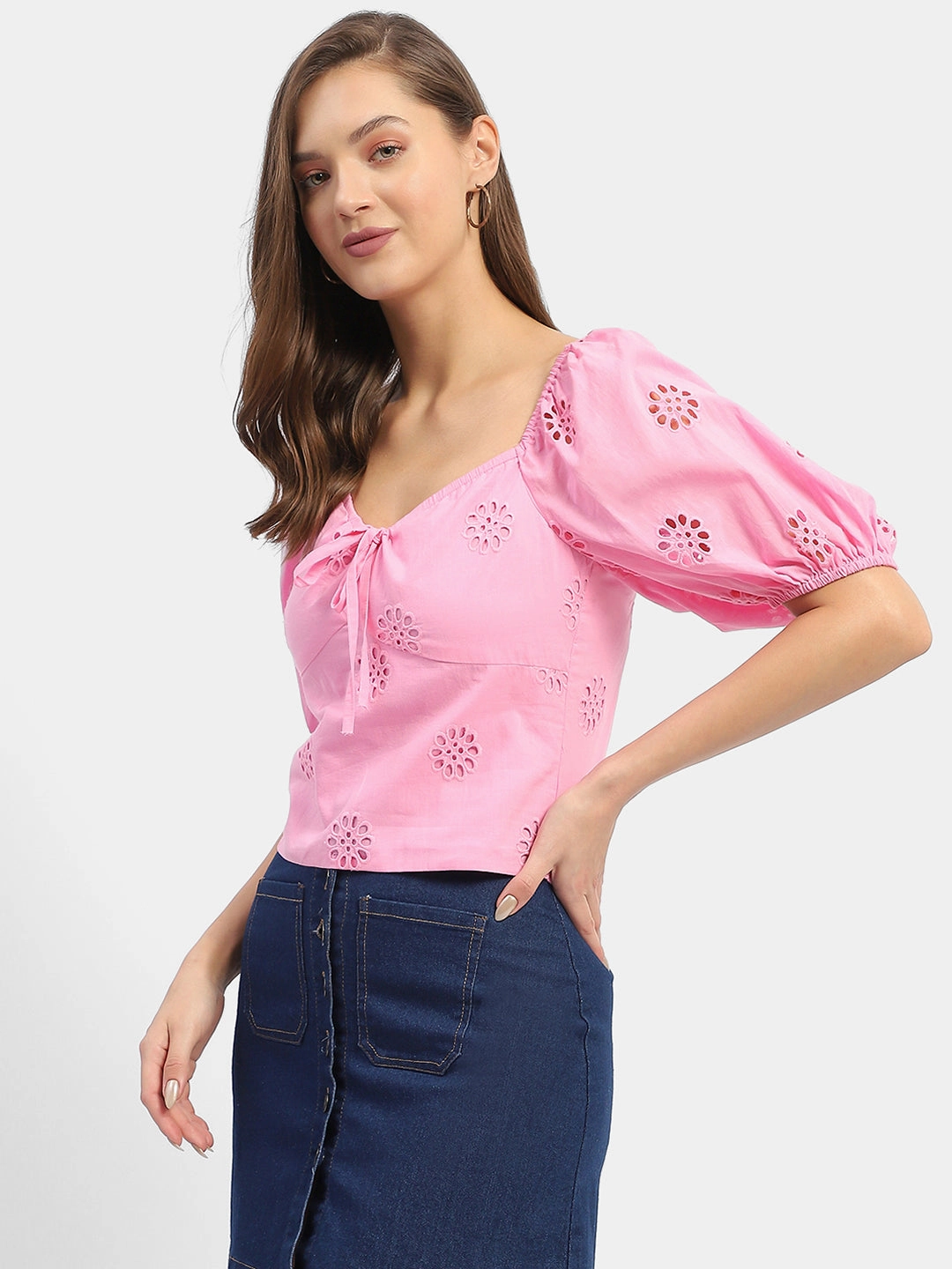 FadeResistant Treatment NonChafingTrim Madame Sweetheart Neck Pink Schiffli Top
