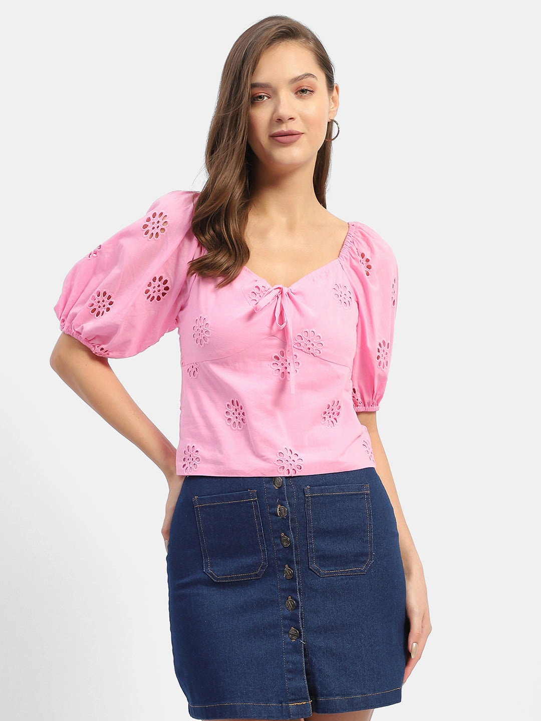 Quick Dry Feature TaglessDesign Madame Sweetheart Neck Pink Schiffli Top