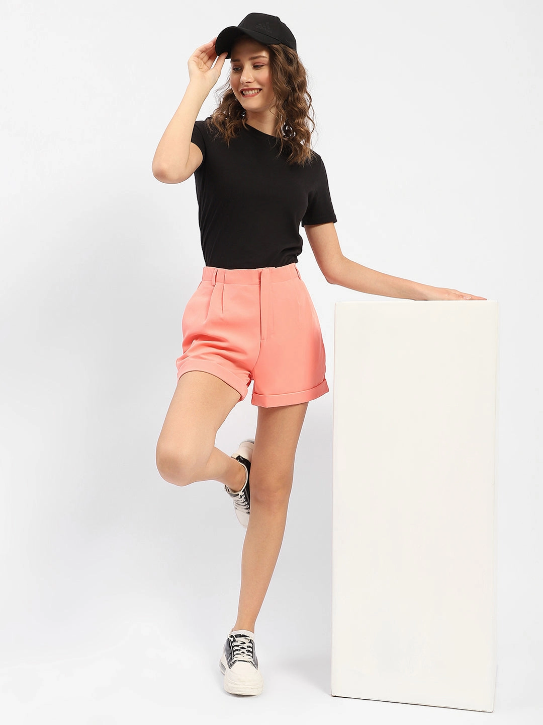 Madame Thigh High Folded Hem Peach Shorts Versatile Outfit
