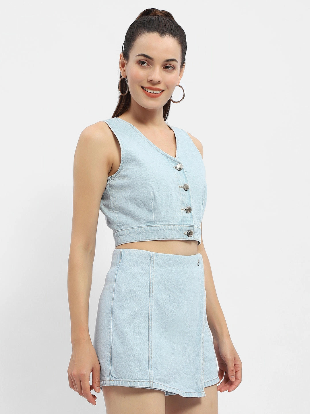 MultiPocket Design Madame V-Neck Light Blue Denim Crop Top