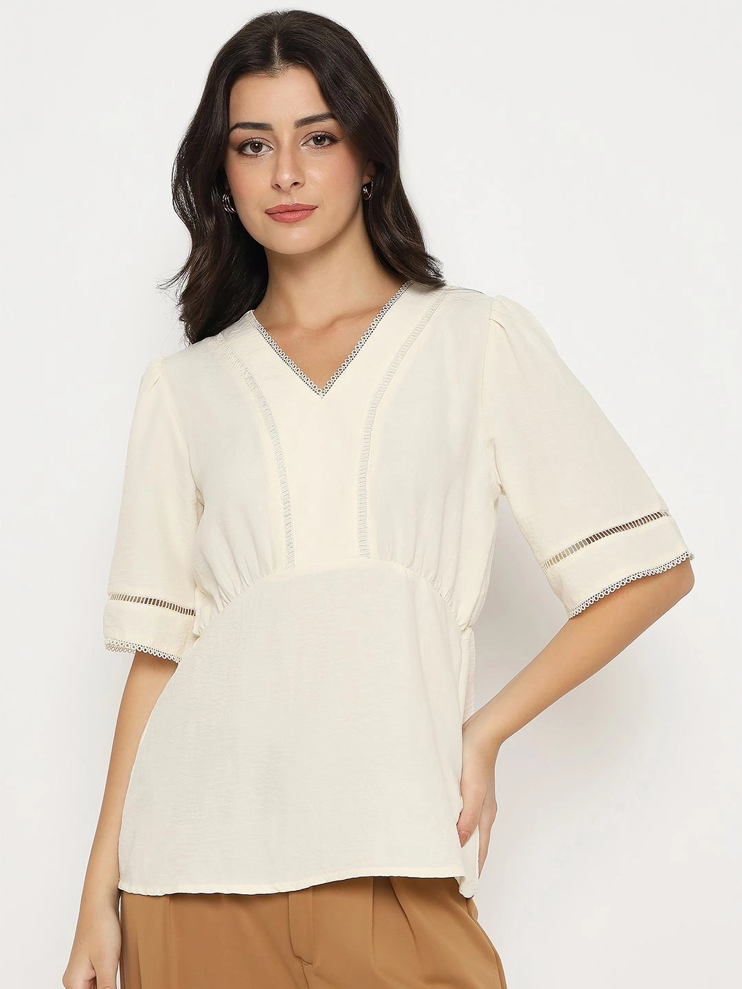 Unstructured Fit Garment Dyed Finish Madame V Neck Off White Peplum Top