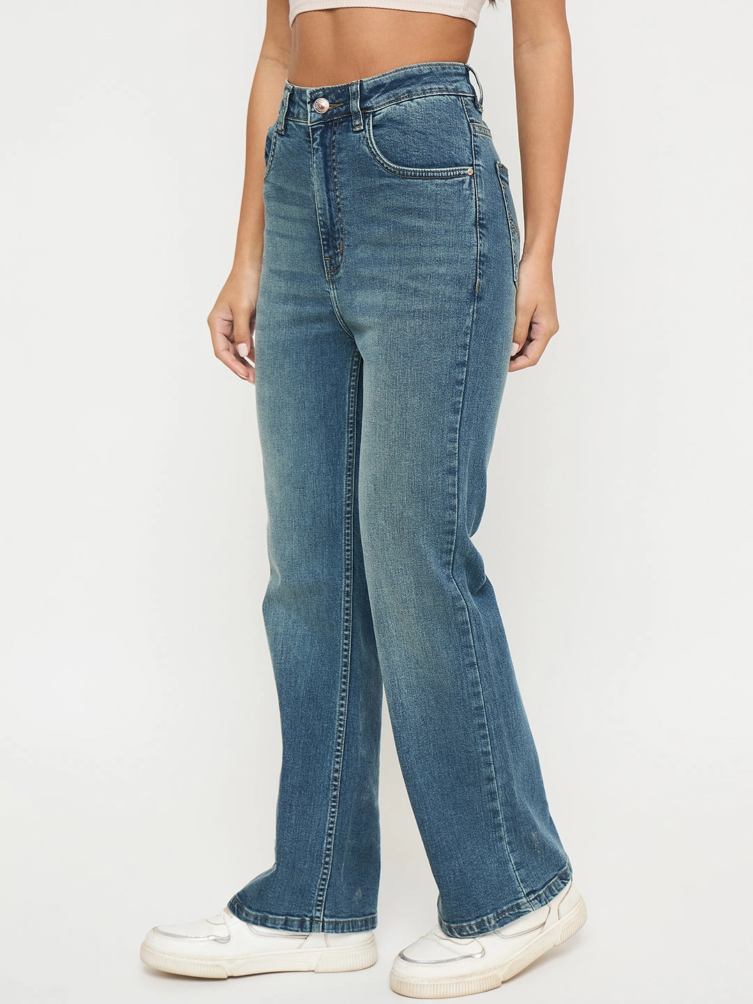 Spring Mood Bold Look Relaxed Style Madame Whiskered Stone Wash Mid Blue Jeans