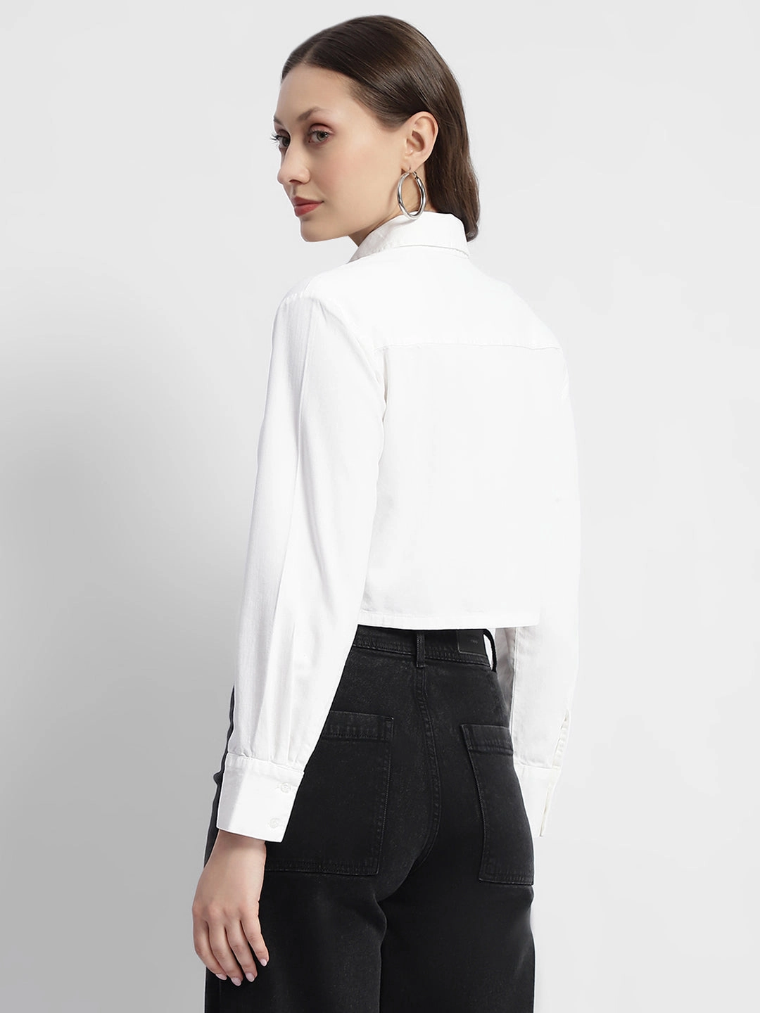 high-low hem Modern Appeal Madame White Front Flap Pocket Crop Shirt