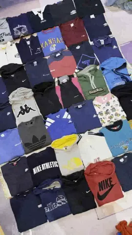 Men’s mix branded vintage sweatshirts 42 piece
