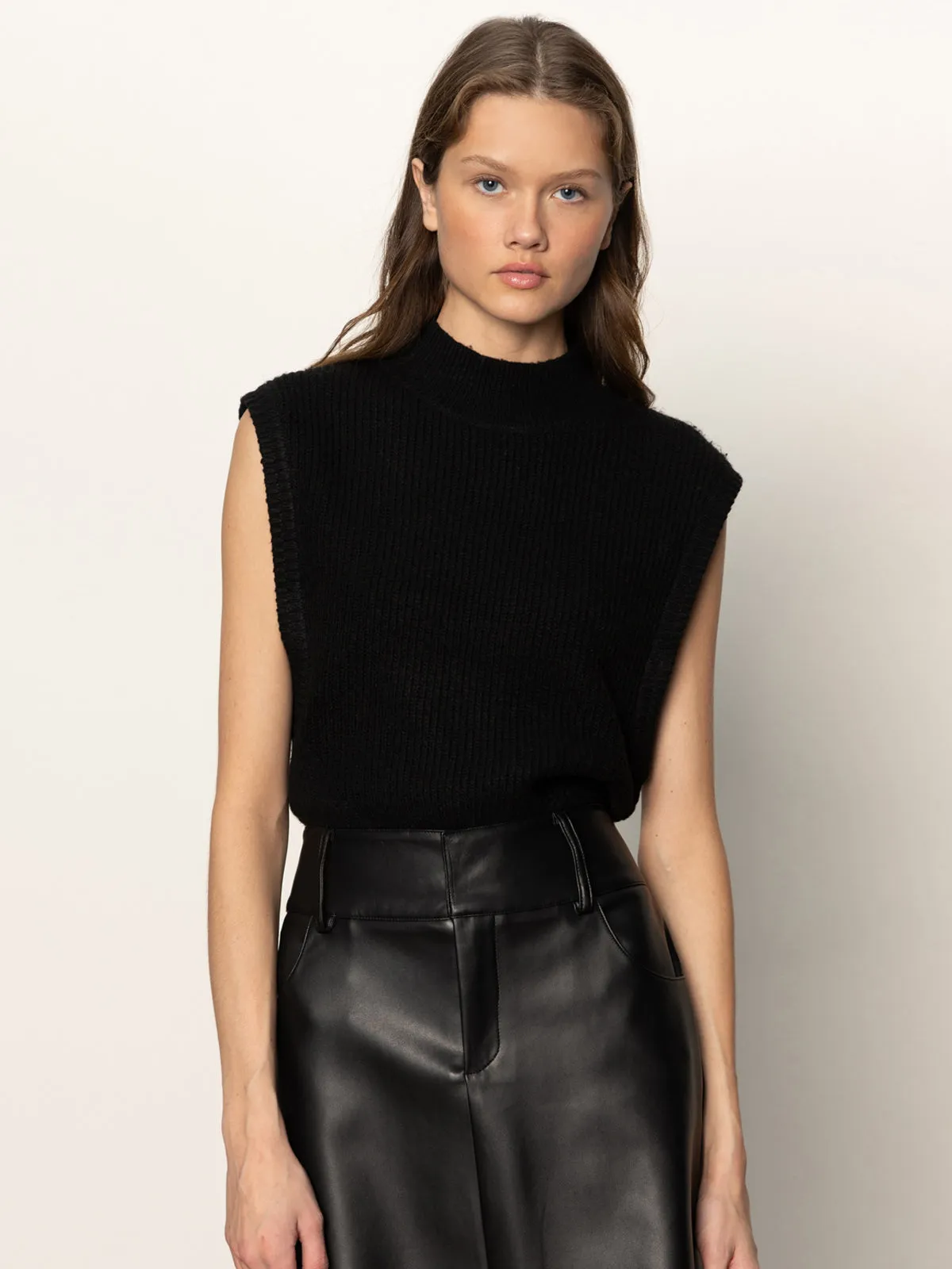 RollUpCuff City Sweater Shell Black