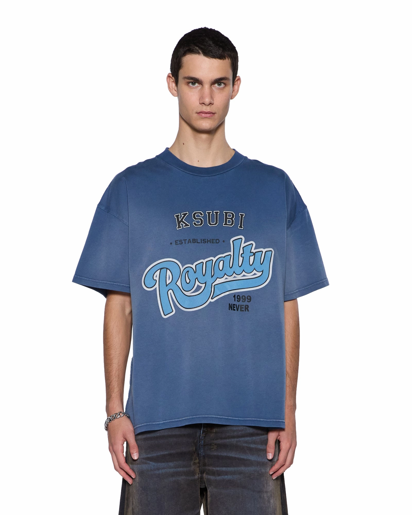 Cozy Vibe Chic Comfort CHAMPIONS EKCESS SS TEE INK FADE