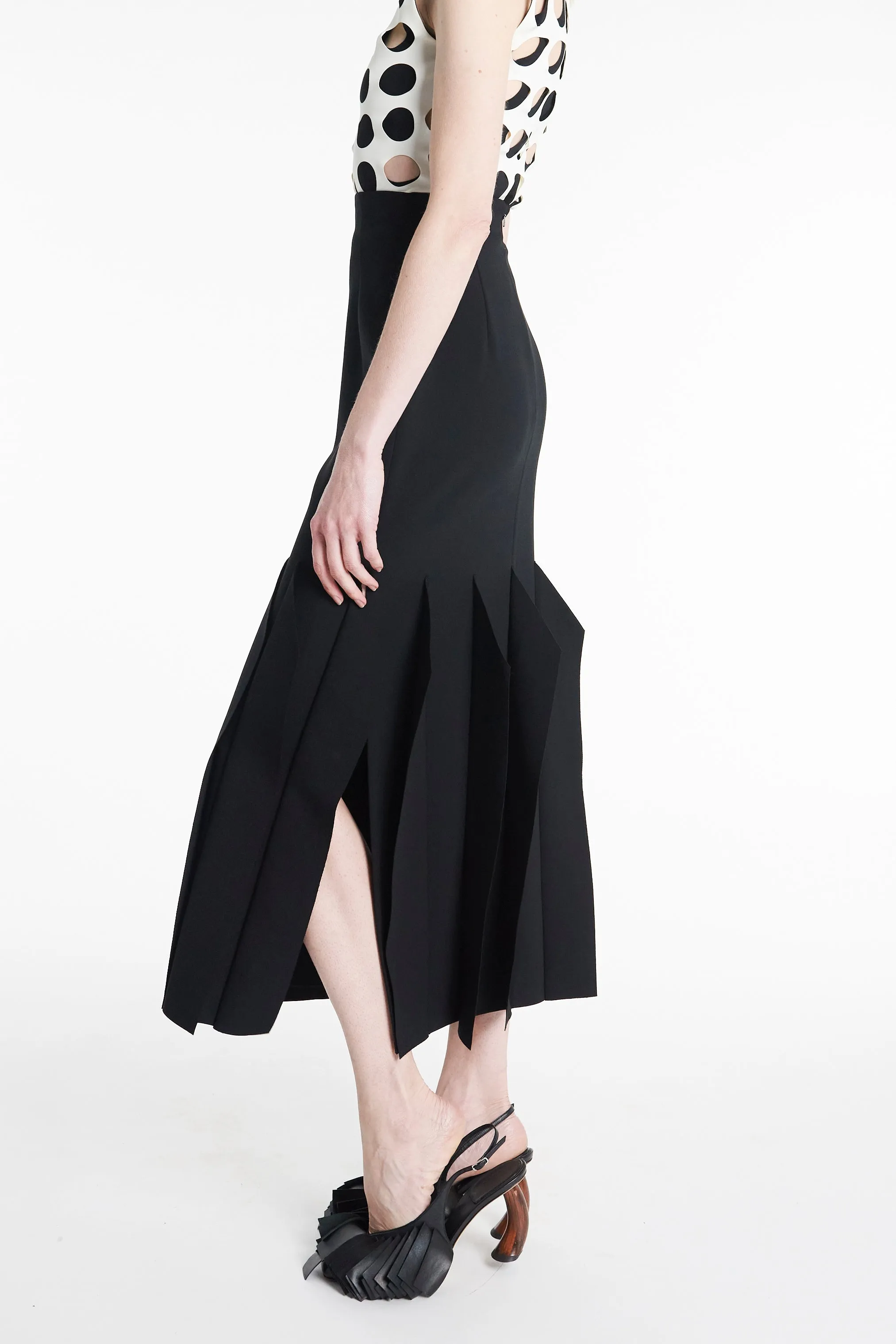 high contrast Midi Length Skirt With Hem Panel Detail Black