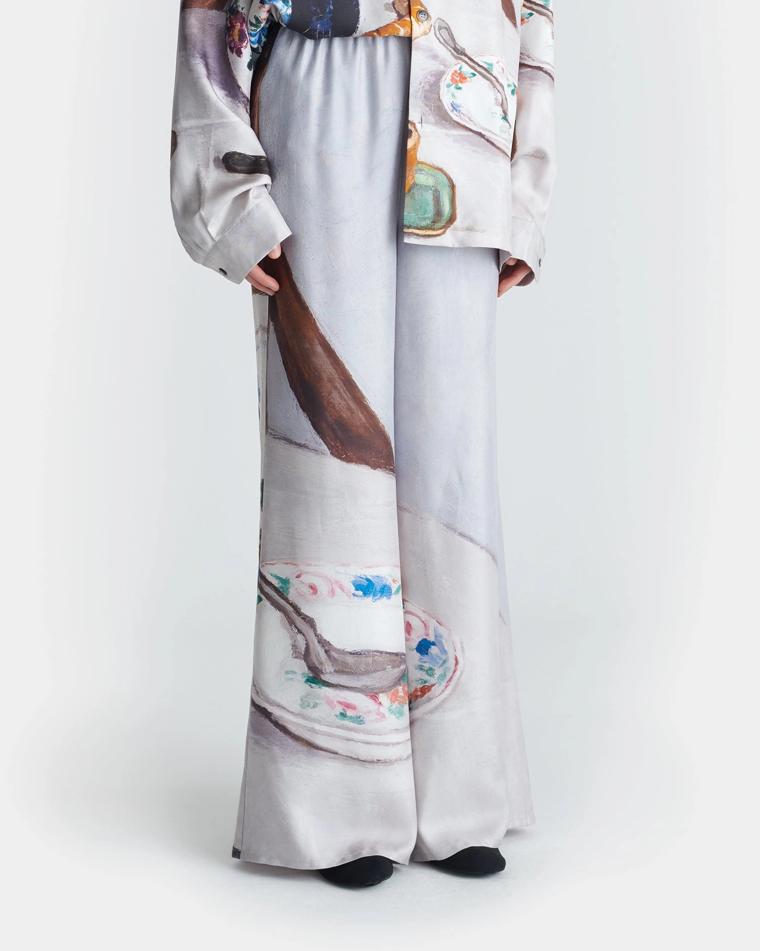 Milon - Printed Flared Silk Twill Pants - Poppyseed Cake Perfect Design Layer Comfort