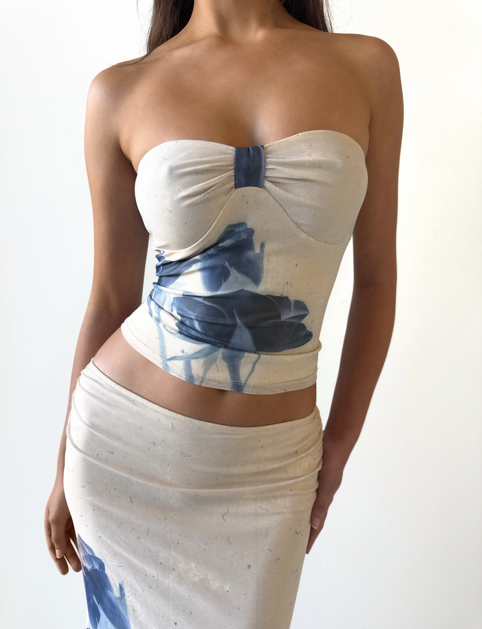 JANIS TOP - INDIGO FLORAL Eco Friendly Material Soft touch finish