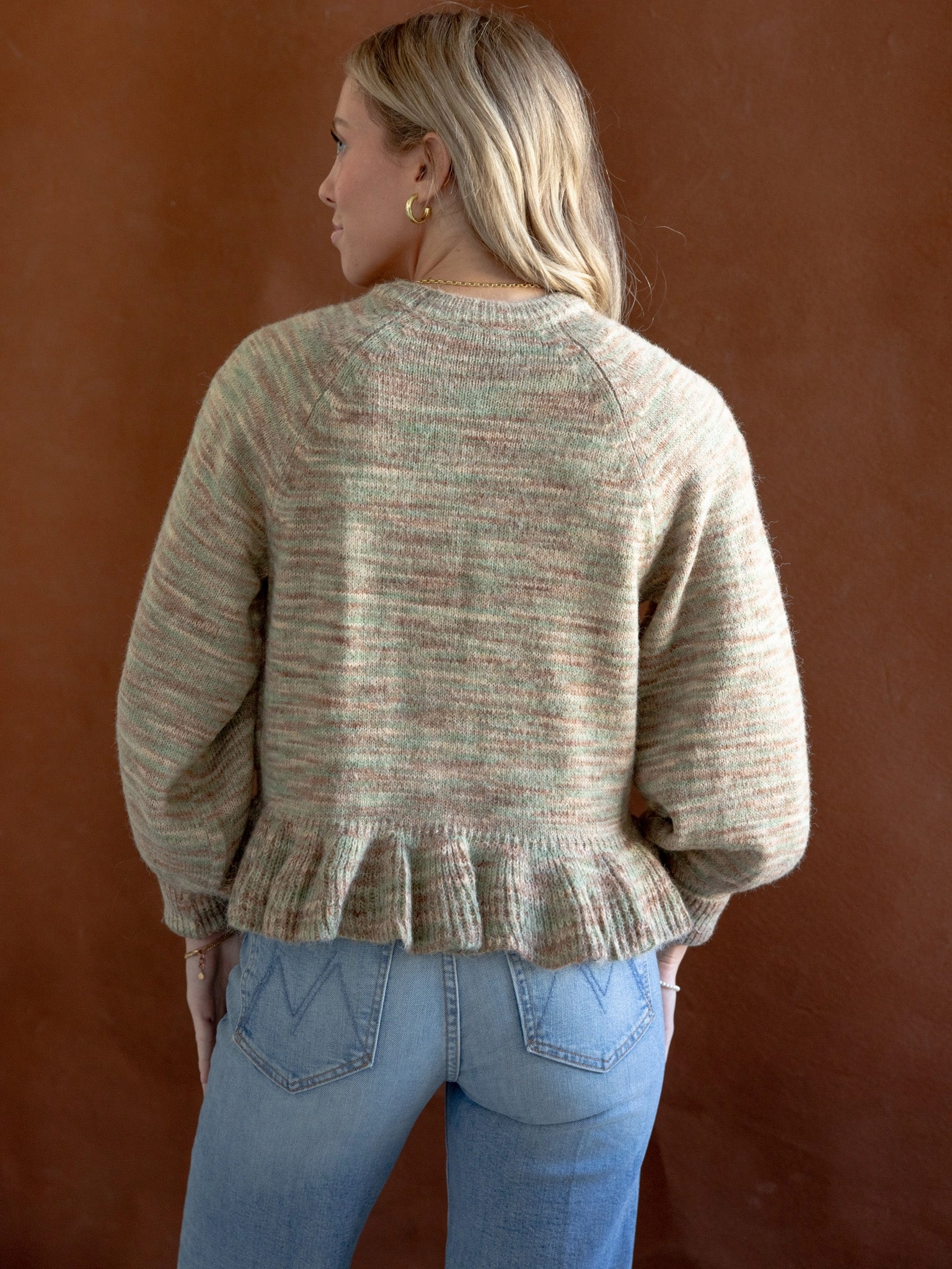 NoSnag Surface LowMaintenance Fabric Moss Ruffle Hem Sweater