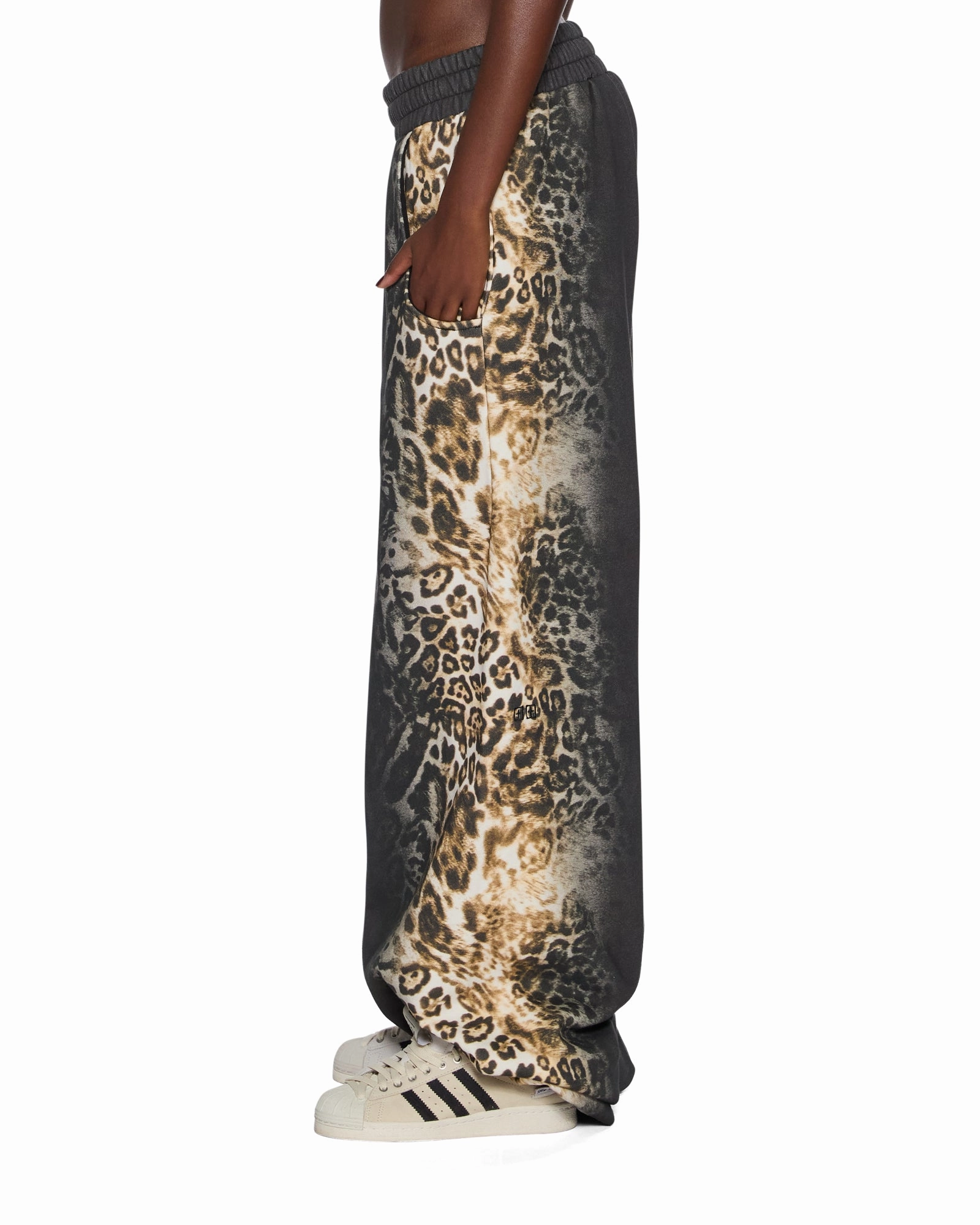 Casual Comfort Look MOWALOLA TRAKPANT BLACK CHEETAH