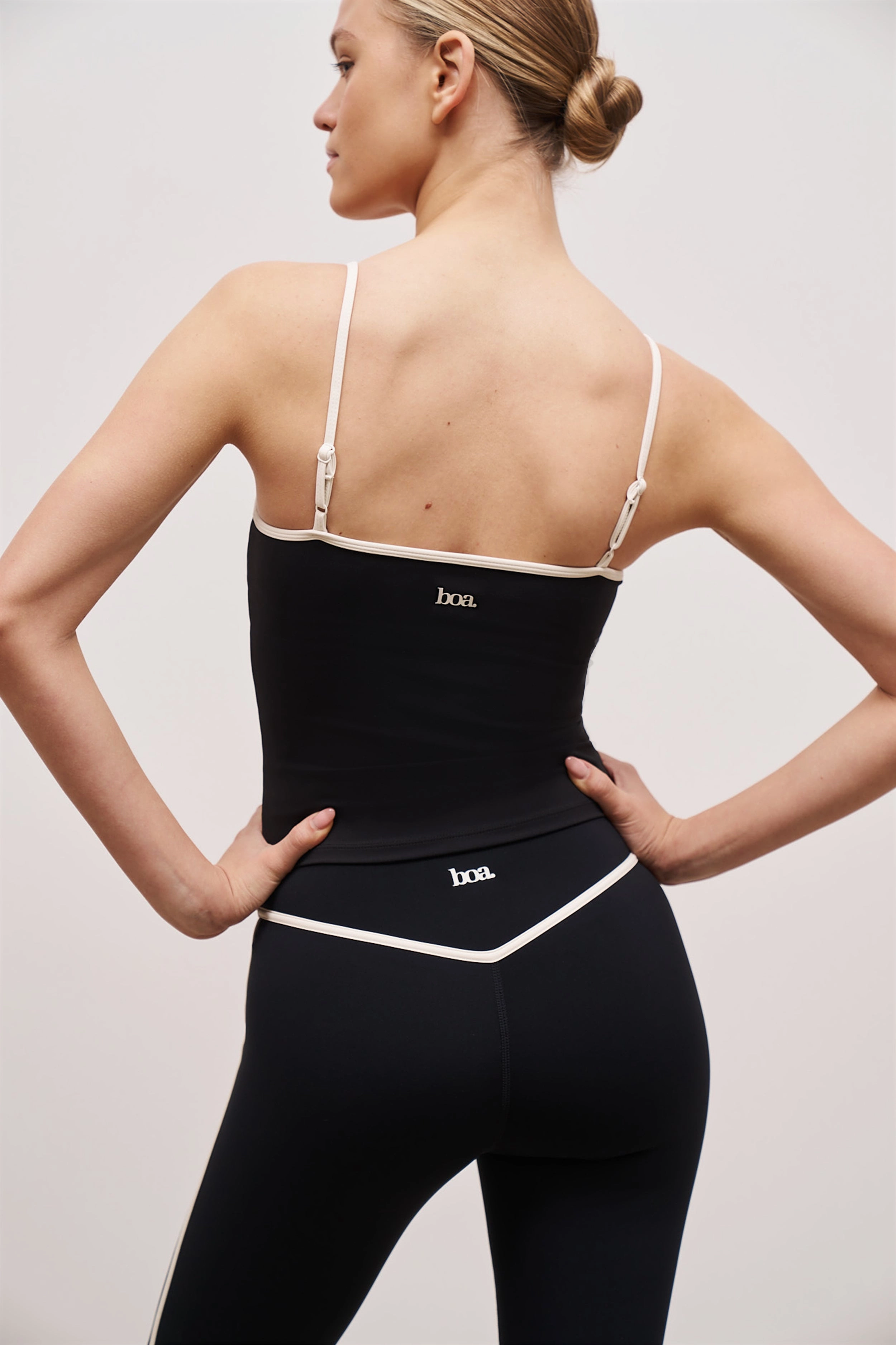 Base Contrast Trim Cami Top - Black/Tofu MultiPocket Design