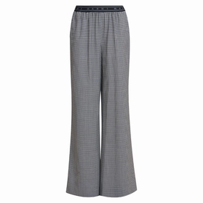 Clean Lines Gingham Pull on Pant