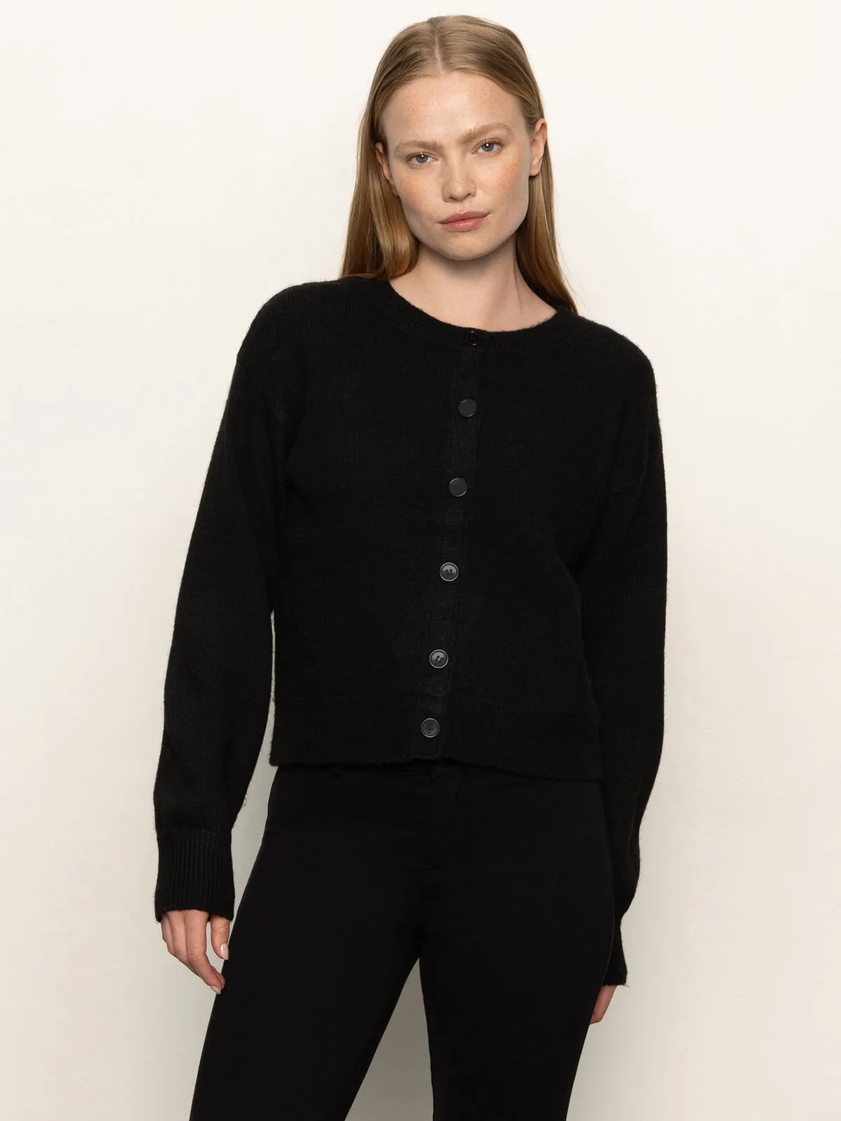 Must-Have Cardi Black Durable Blend Durable Stitch Pattern