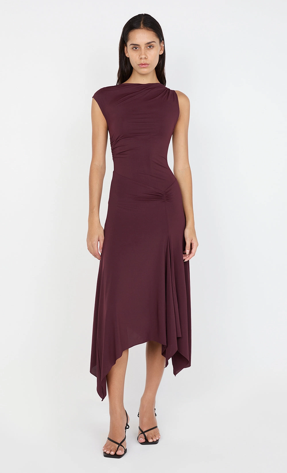 Fluid movement NARA ASYM MIDI DRESS - PLUM