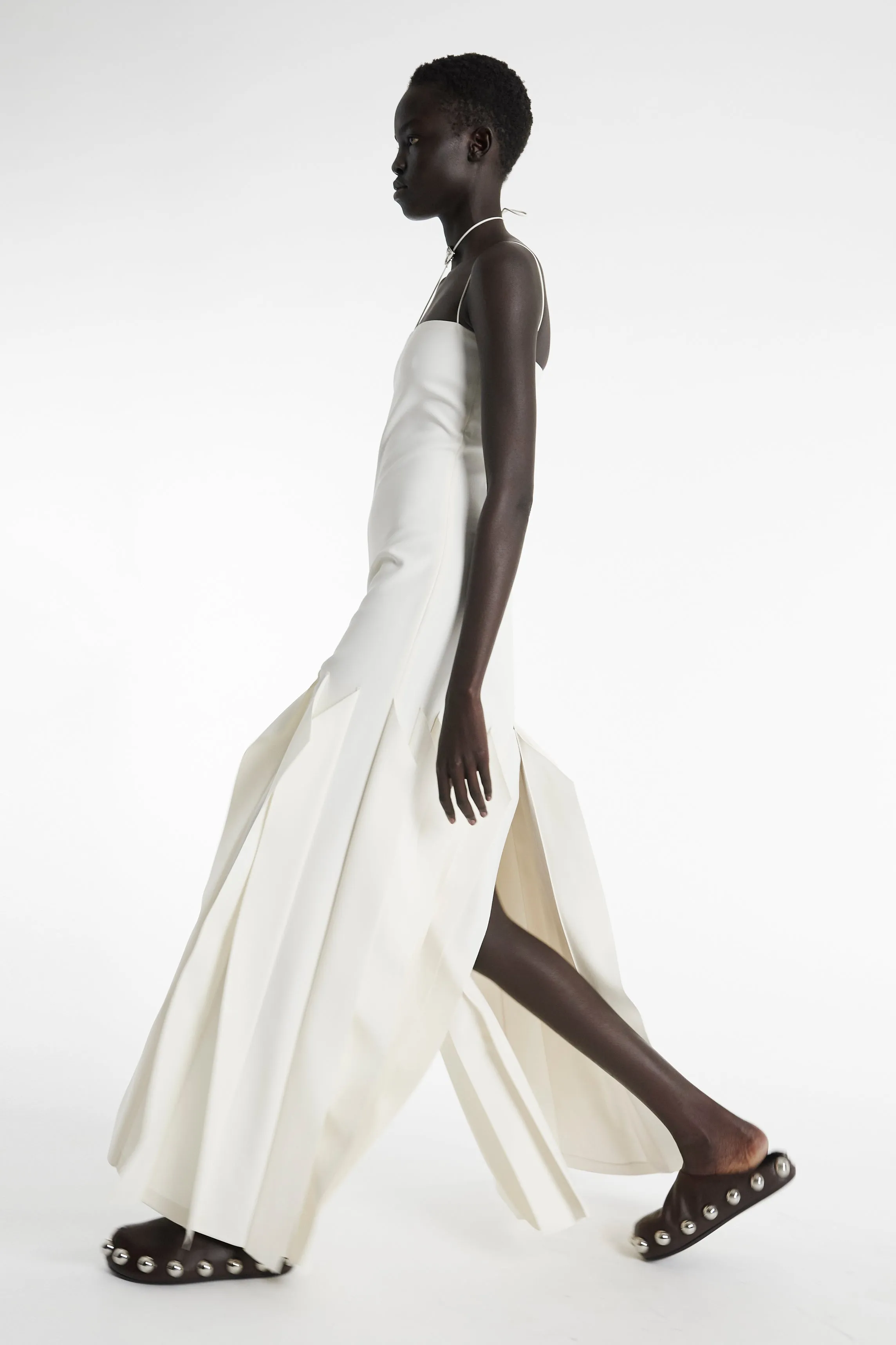 Comfortable outdoor wear Full Length Lip Choker Dress Ivory
