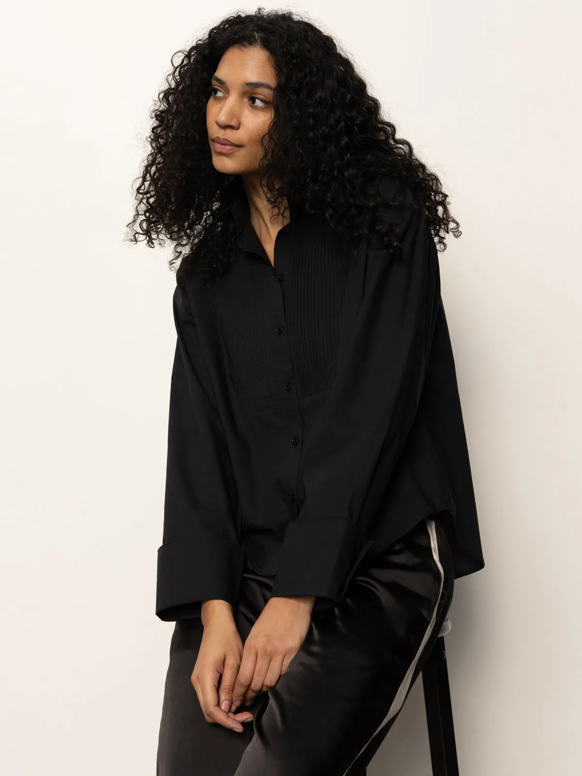 Cozy And Warm Cool Layer Wear New Era Tuxedo Shirt Black