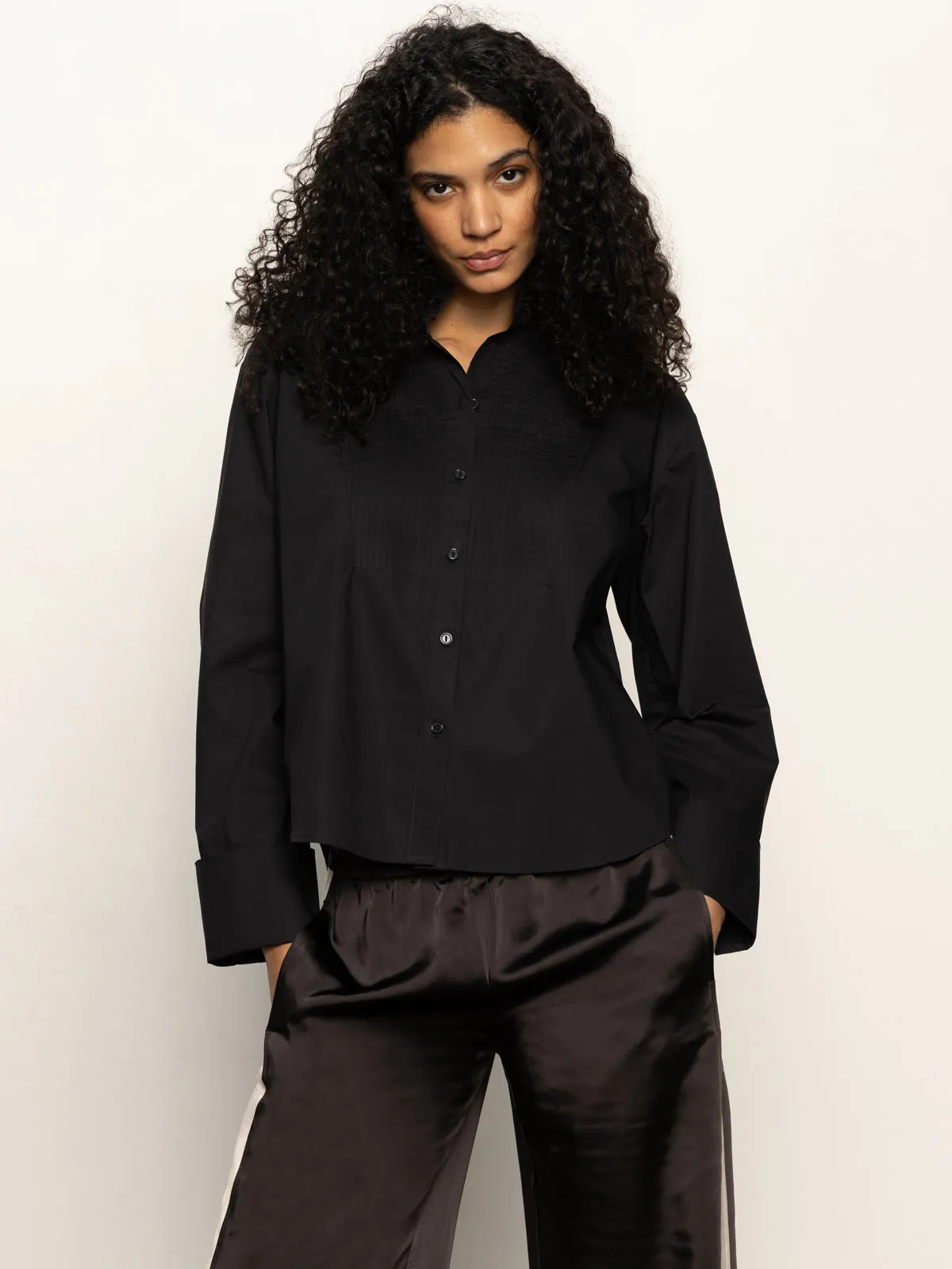 Anti Odor Treatment New Era Tuxedo Shirt Black